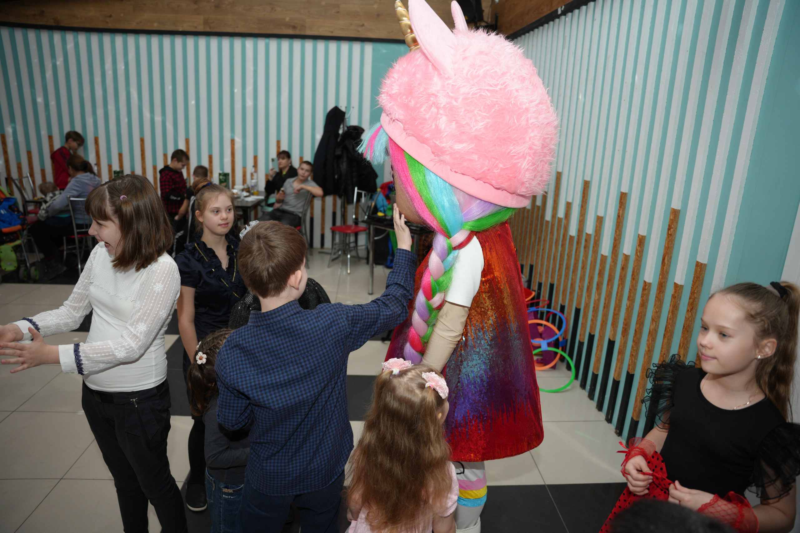 Социально —благотворительная акция «Ты в этом мире не один», посвященная Международному дню инвалидов. ВЫПУСКНЫЕ АЛЬБОМЫ, Школьный фотограф, семейный и свадебный в Саратове и области Ольга Плаксина