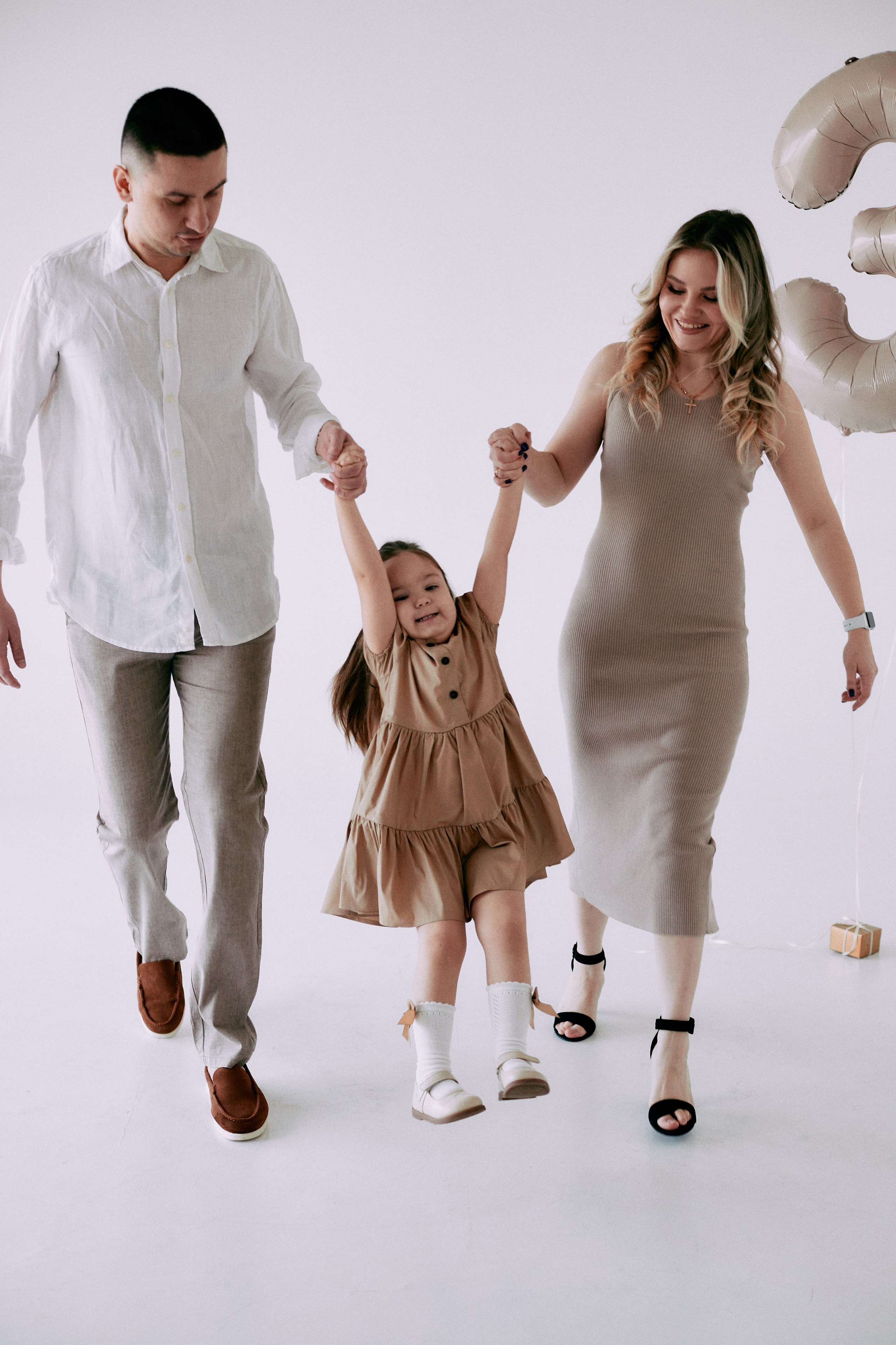 Мире 3 года. Фотограф в Волгограде и Москве Алина Галушкина