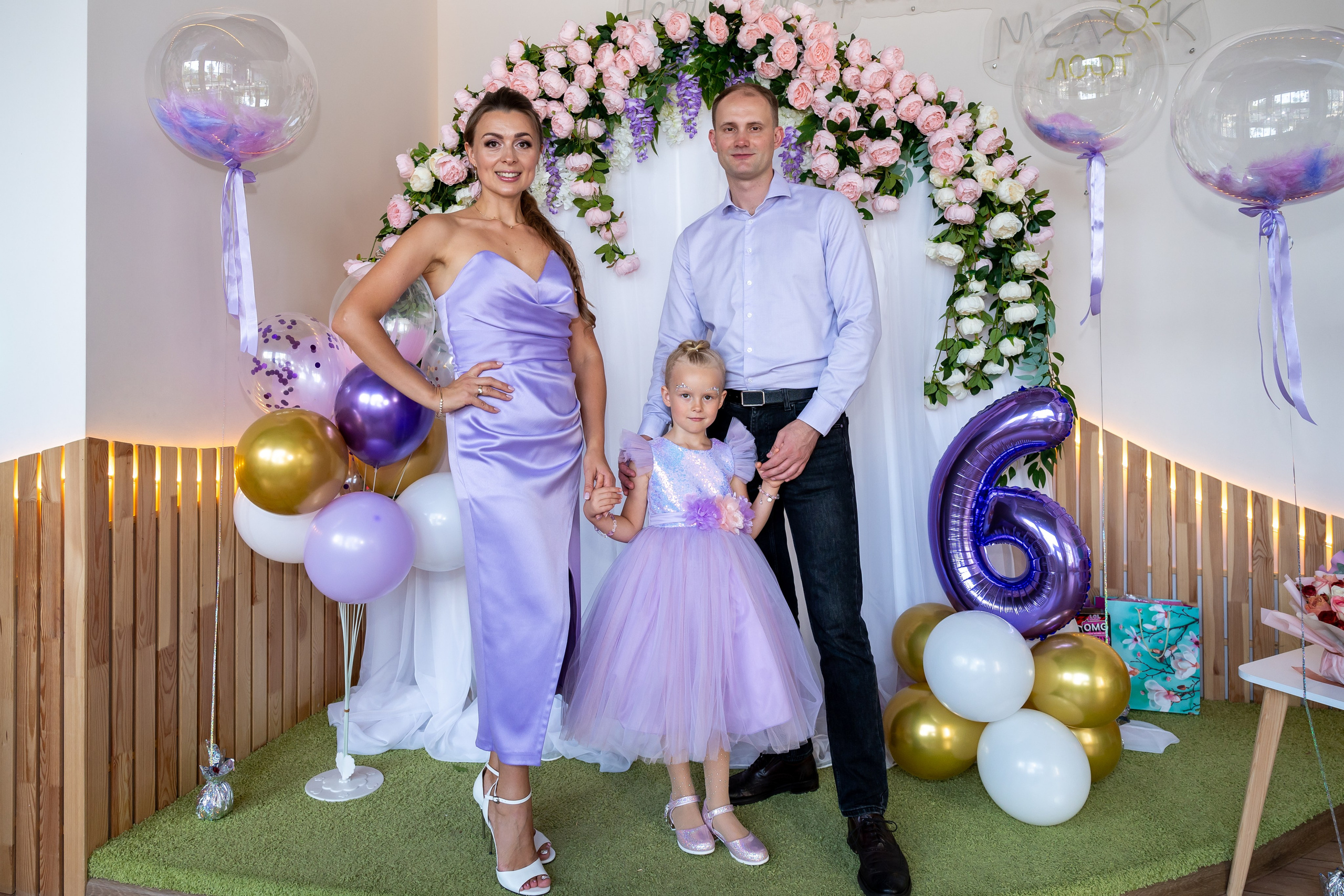 ДР в лофте с фокусником