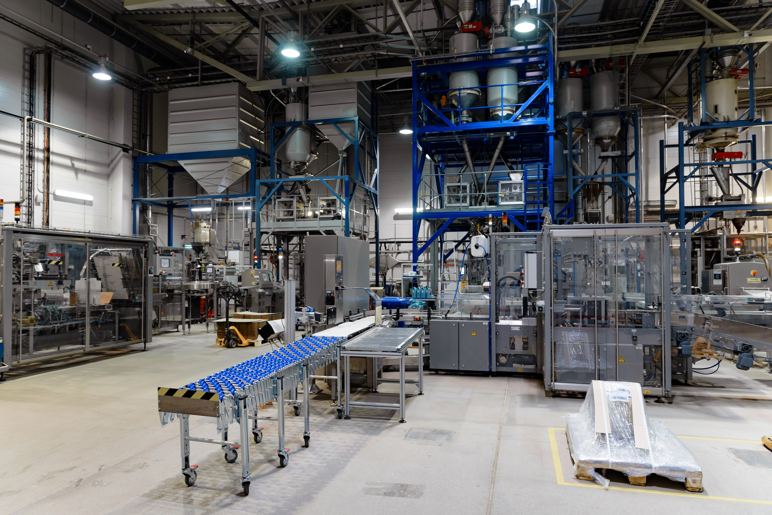 ЗАВОД PAULIG. РЕПОРТАЖНЫЙ И БИЗНЕС ФОТОГРАФ В МОСКВЕ, ЕГОР НИКОЛАЕВ