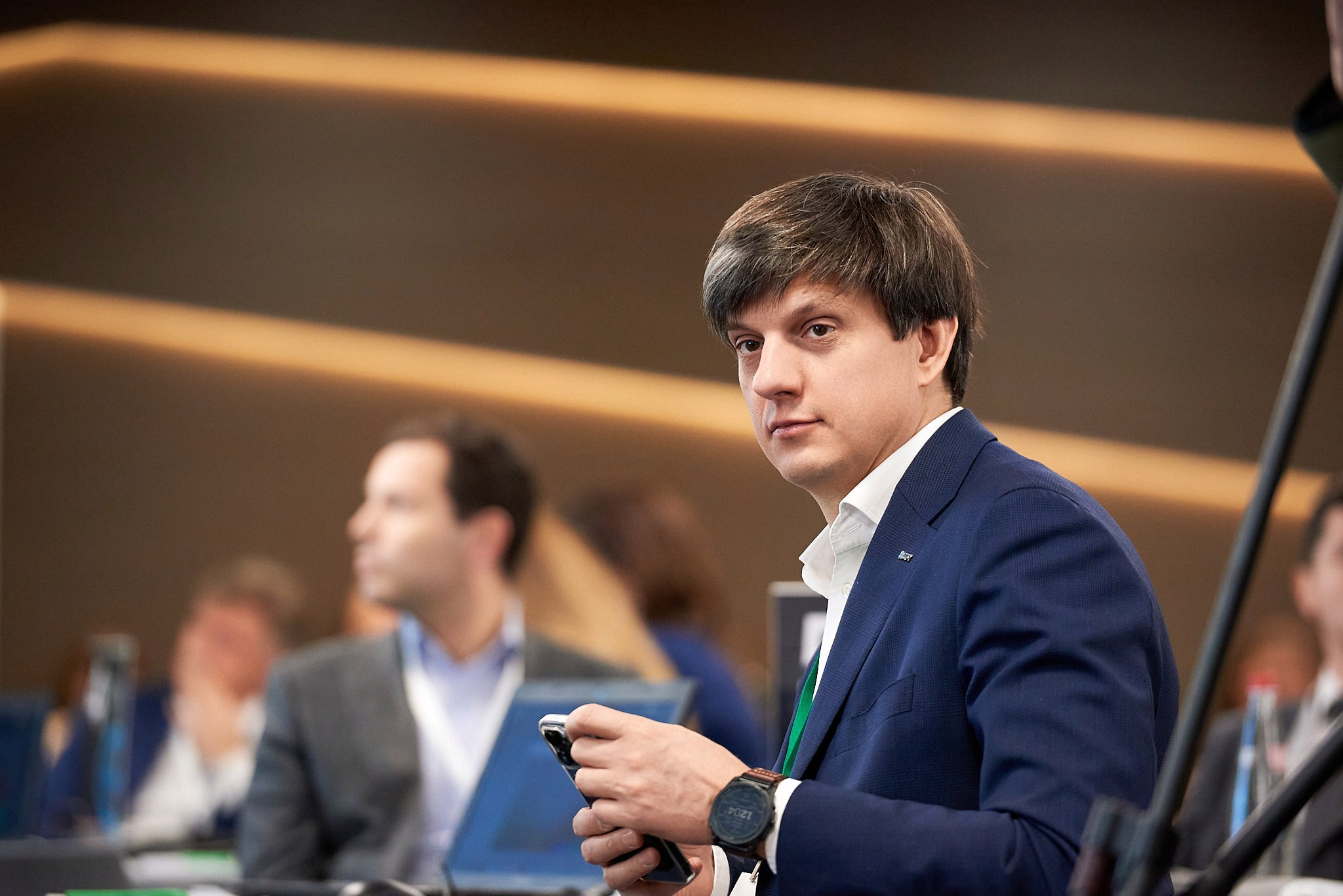 Дизайн-сессия ИИ трансформации Санкт-Петербурга. Иван Ступа, репортажный фотограф в Санкт-Петербурге и Ленинградской области