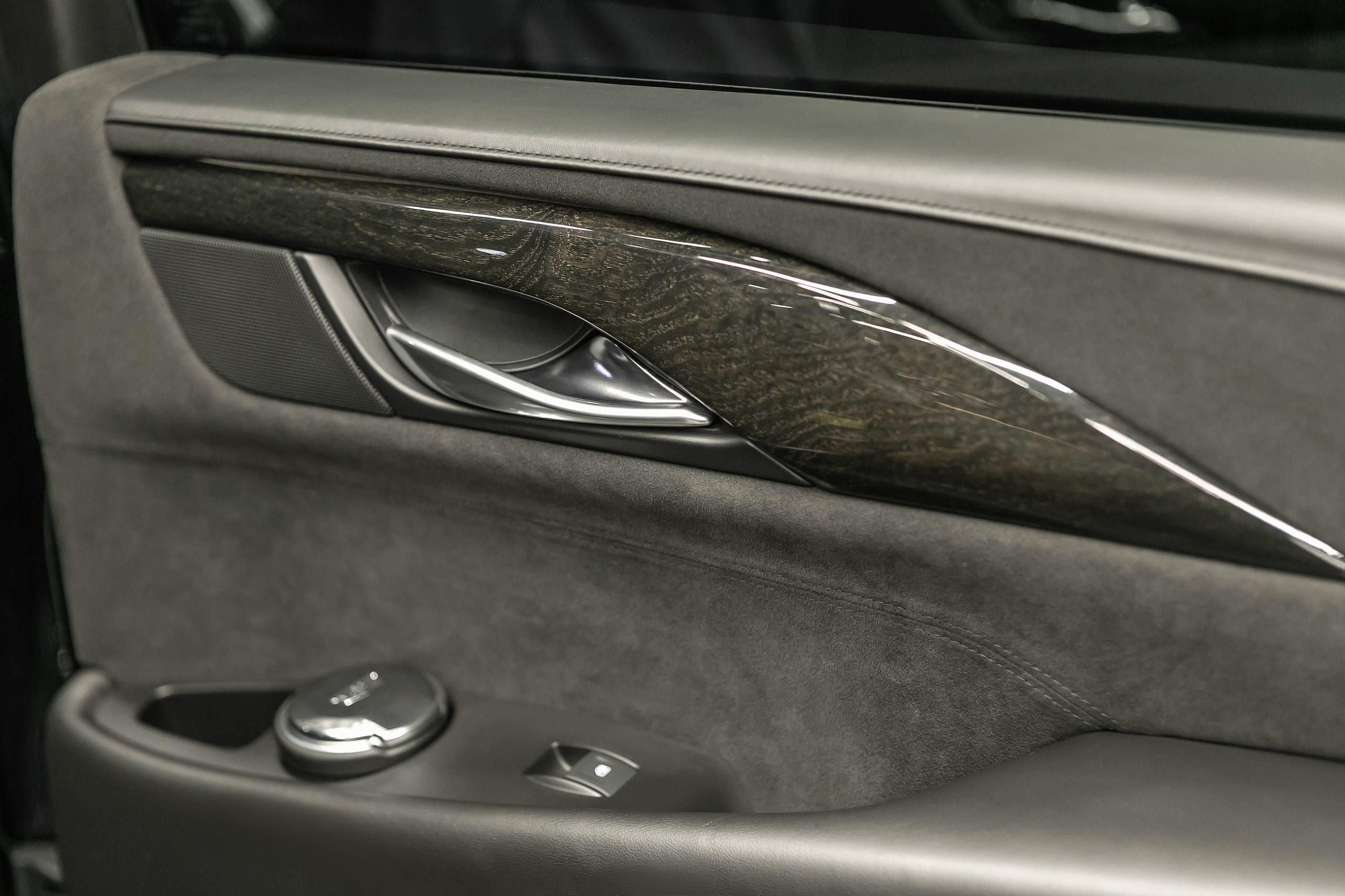 Фотосъемка Cadillac Escalade ESV «HULK» в Москве. Фотограф | Михаил Буш Смоленск