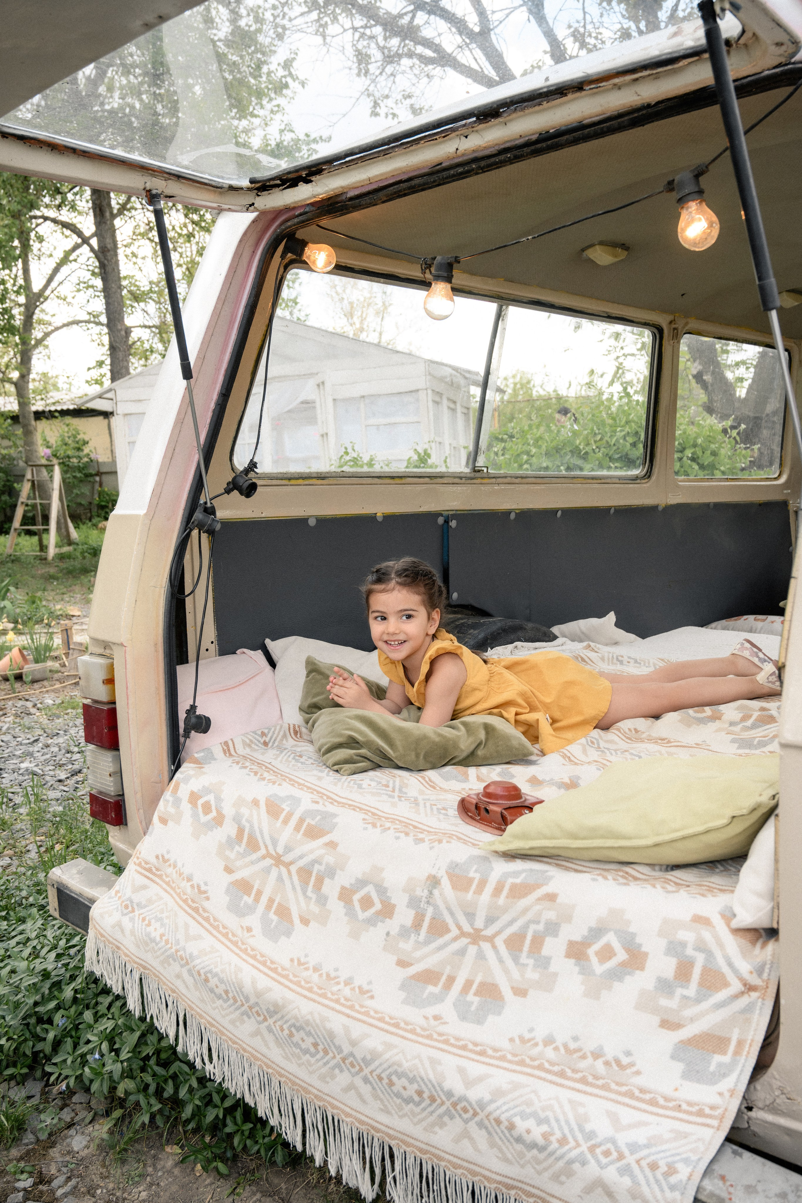 Лодка с сиренью. Фотограф в Ростове-на-Дону Оксана Филатьева