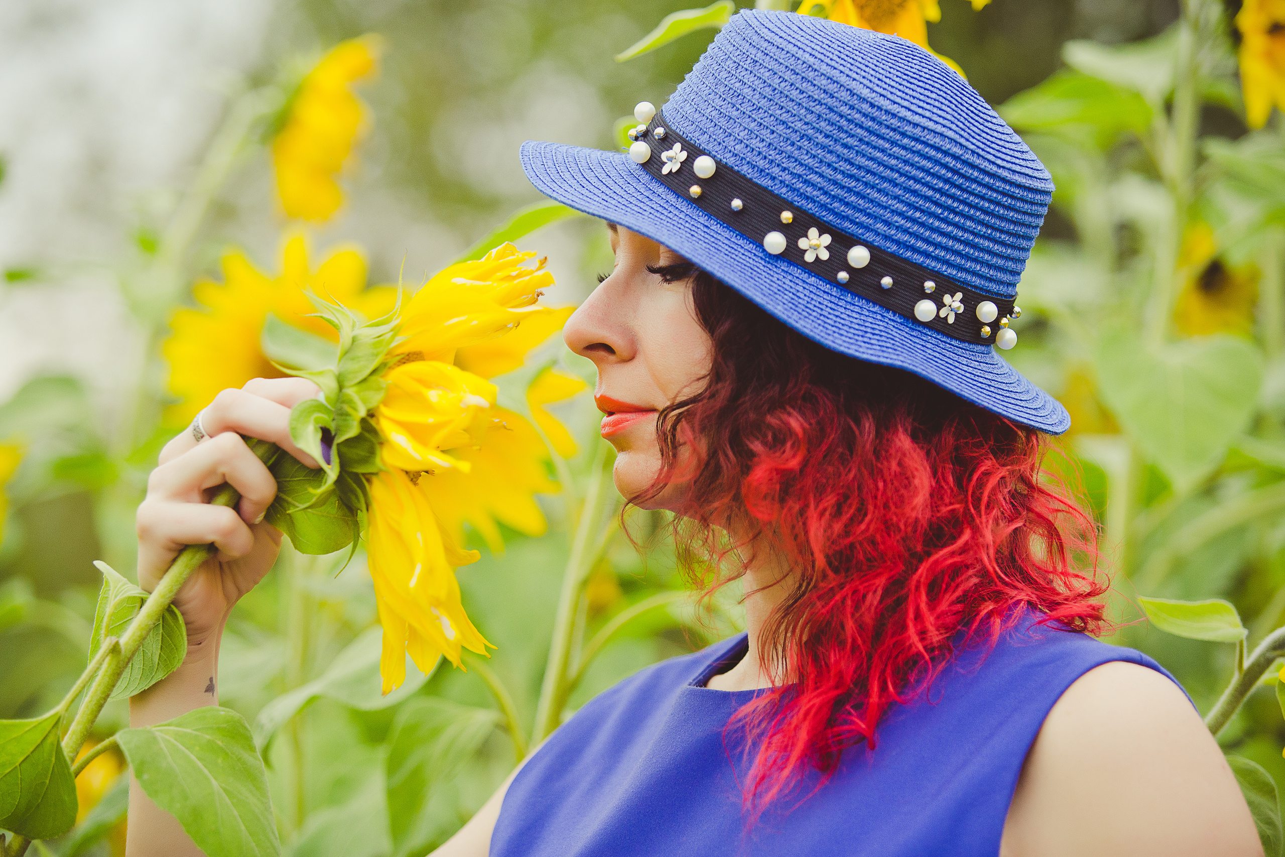 Фотосессия в подсолнухах