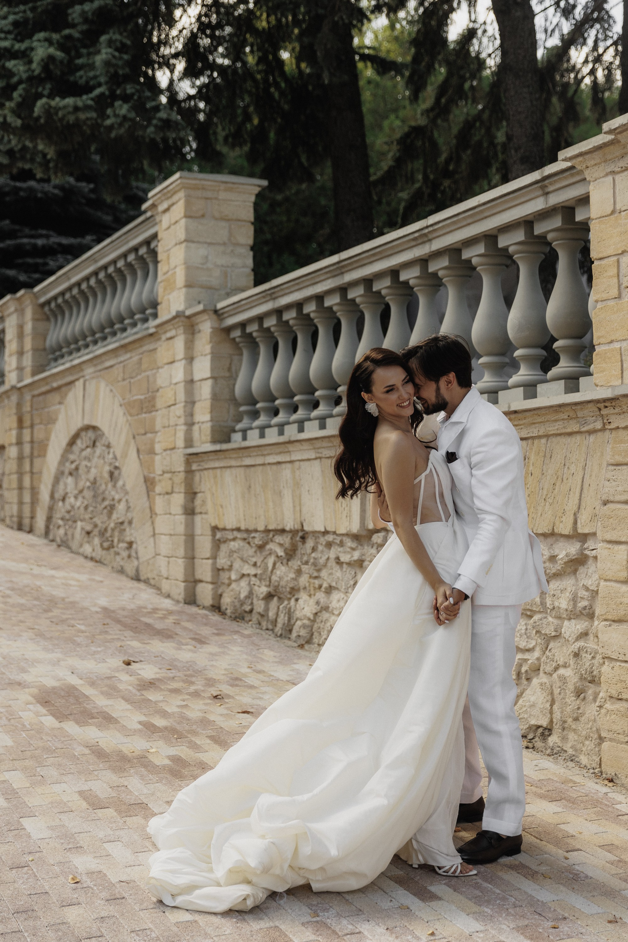 V&E | On The Moon. Свадебная фотография и видеосъёмка