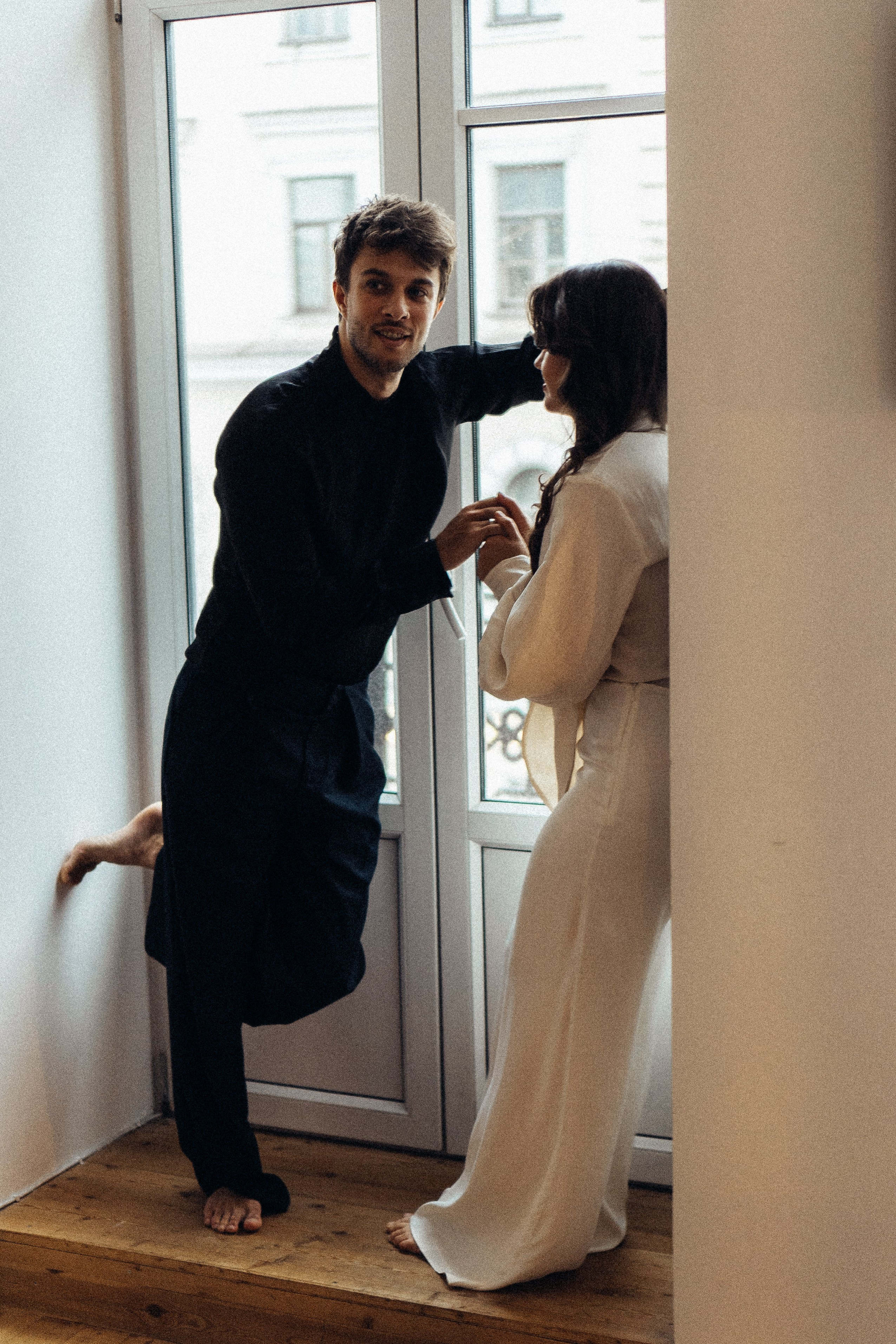 УТРО ЖЕНИХА И НЕВЕСТЫ В ПИТЕРСКОЙ КВАРТИРЕ И СЬЕМКА С СВАДЕБНЫХ ОБРАЗАХ. Профессиональный фотограф, Санкт-Петербург — Виктория Богомолова