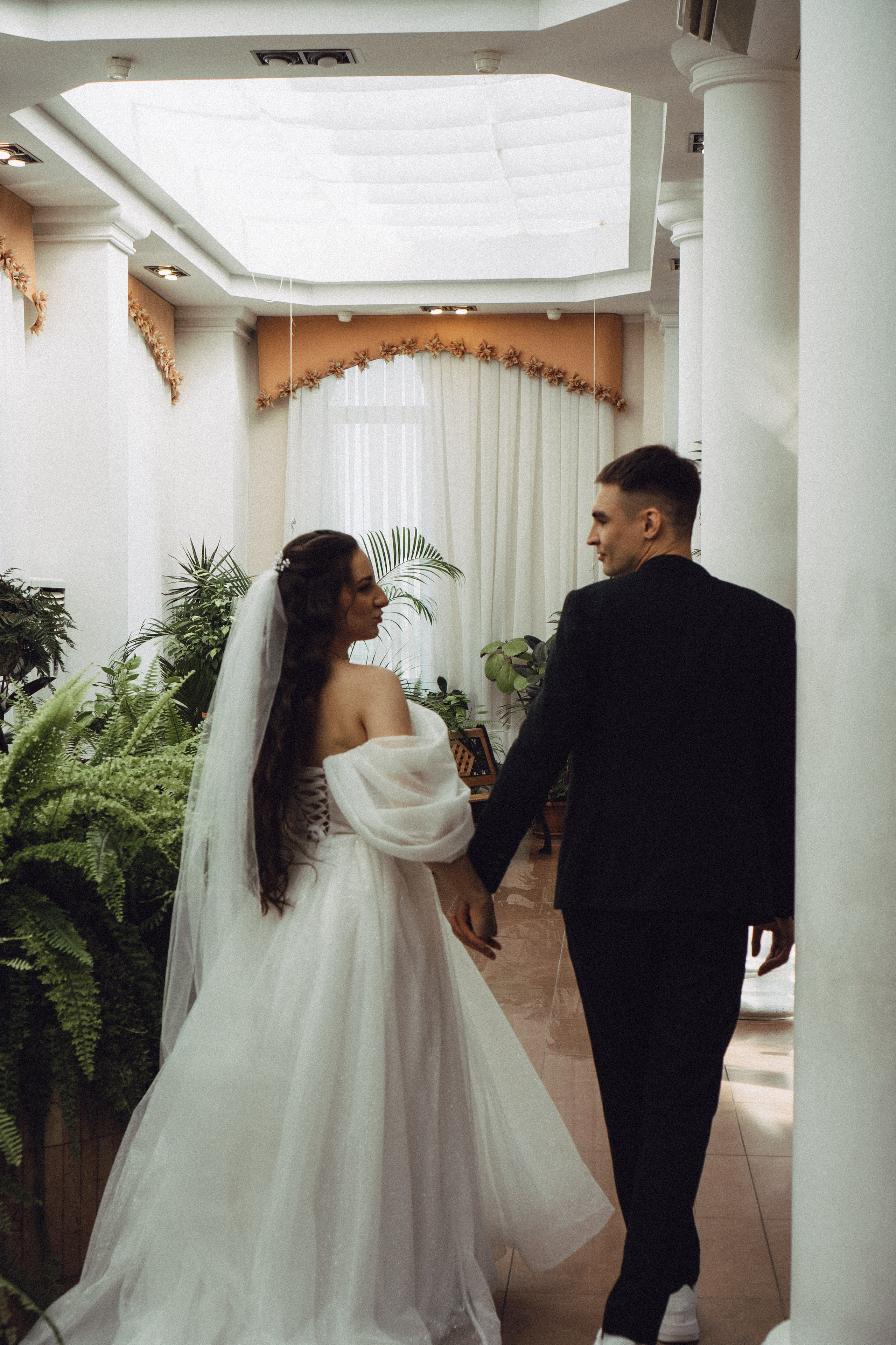 СВАДЕБНАЯ СЬЕМК В ПАРКЕ 300-ЛЕТИЯ. Профессиональный фотограф, Санкт-Петербург — Виктория Богомолова