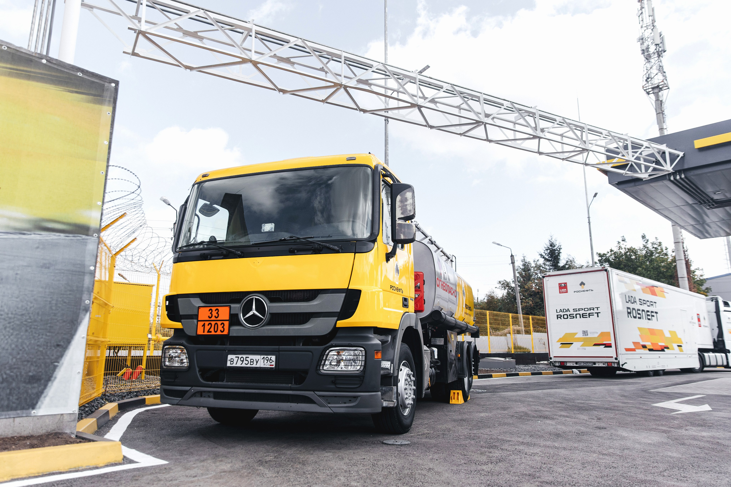 Роснефть открытие МАЗК 161. Свадебный фотограф в Ростове-на-Дону Олег Майер