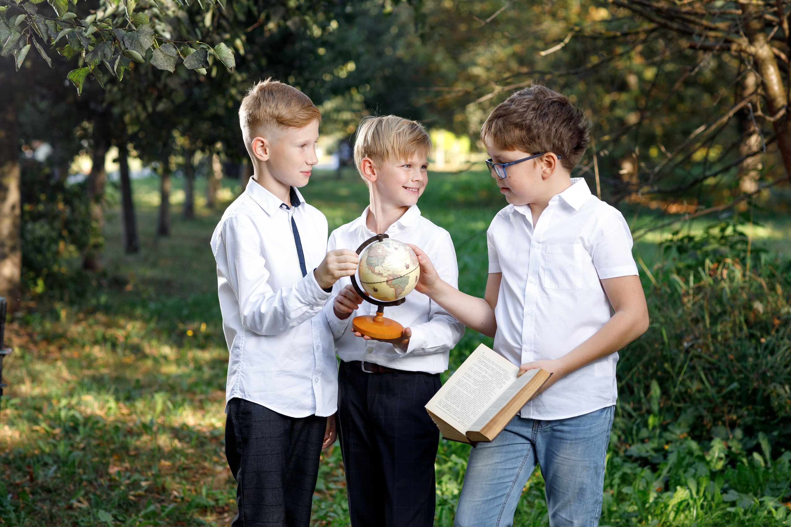 школьные фотографии с глобусом