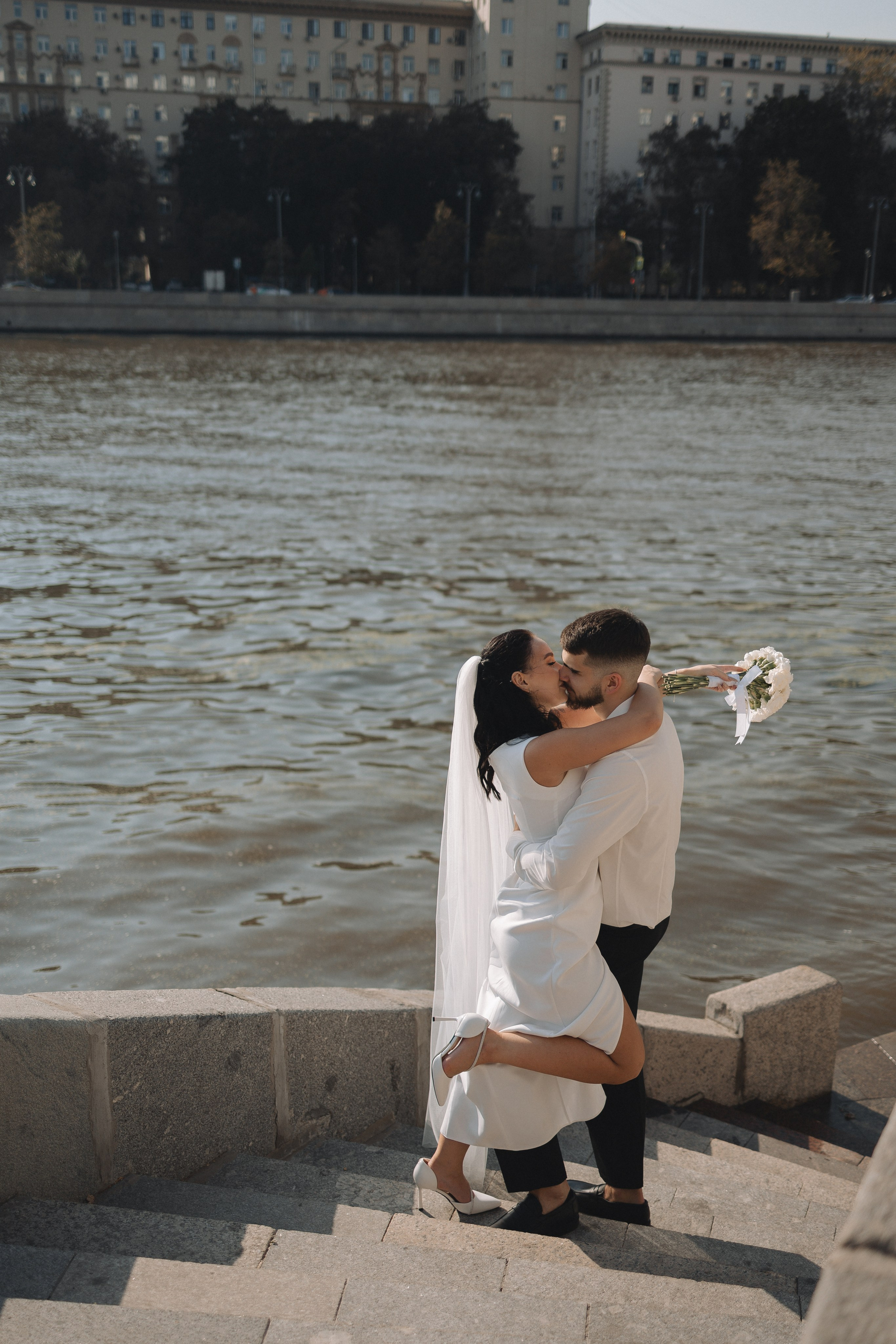 Милена и Филипп (2024). Свадебный и семейный фотограф в Москве Яна Шувалова