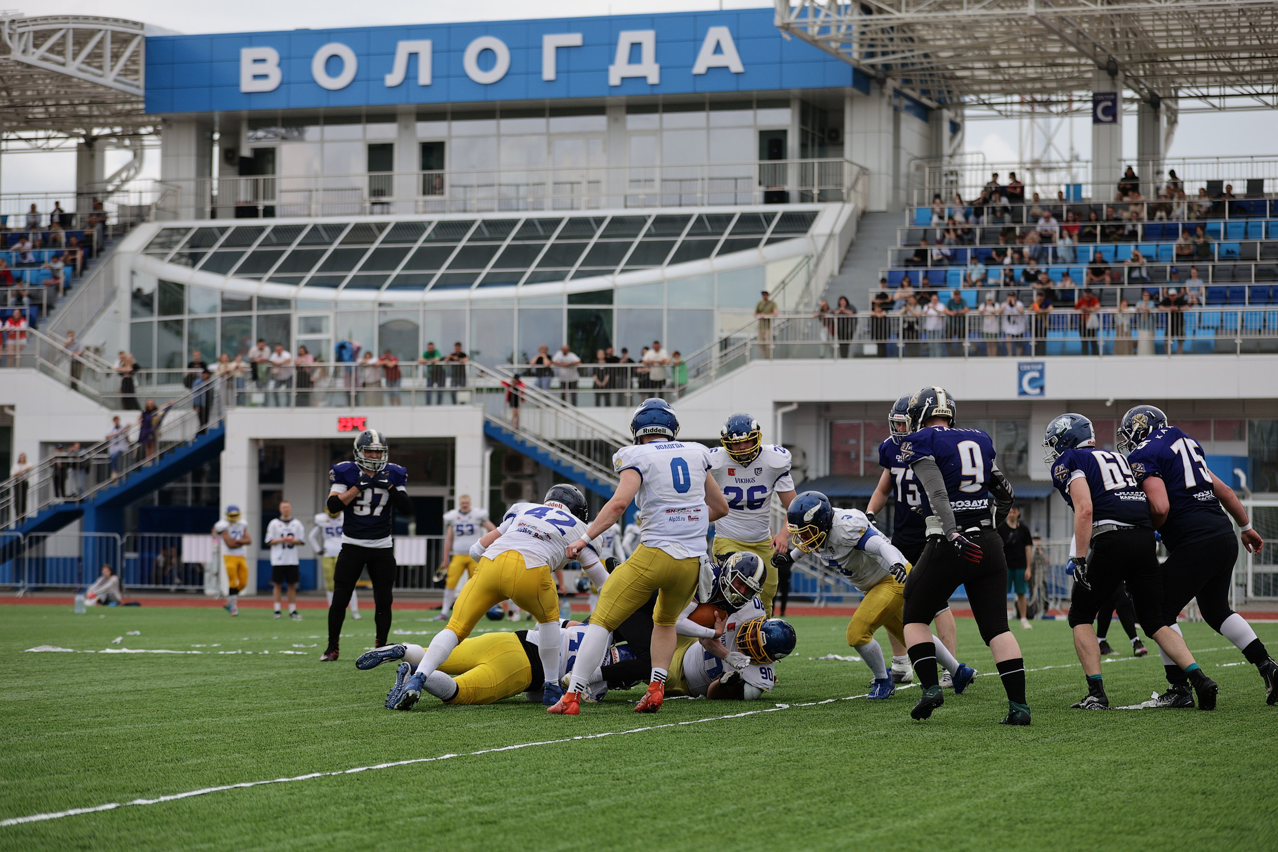 Американский футбол