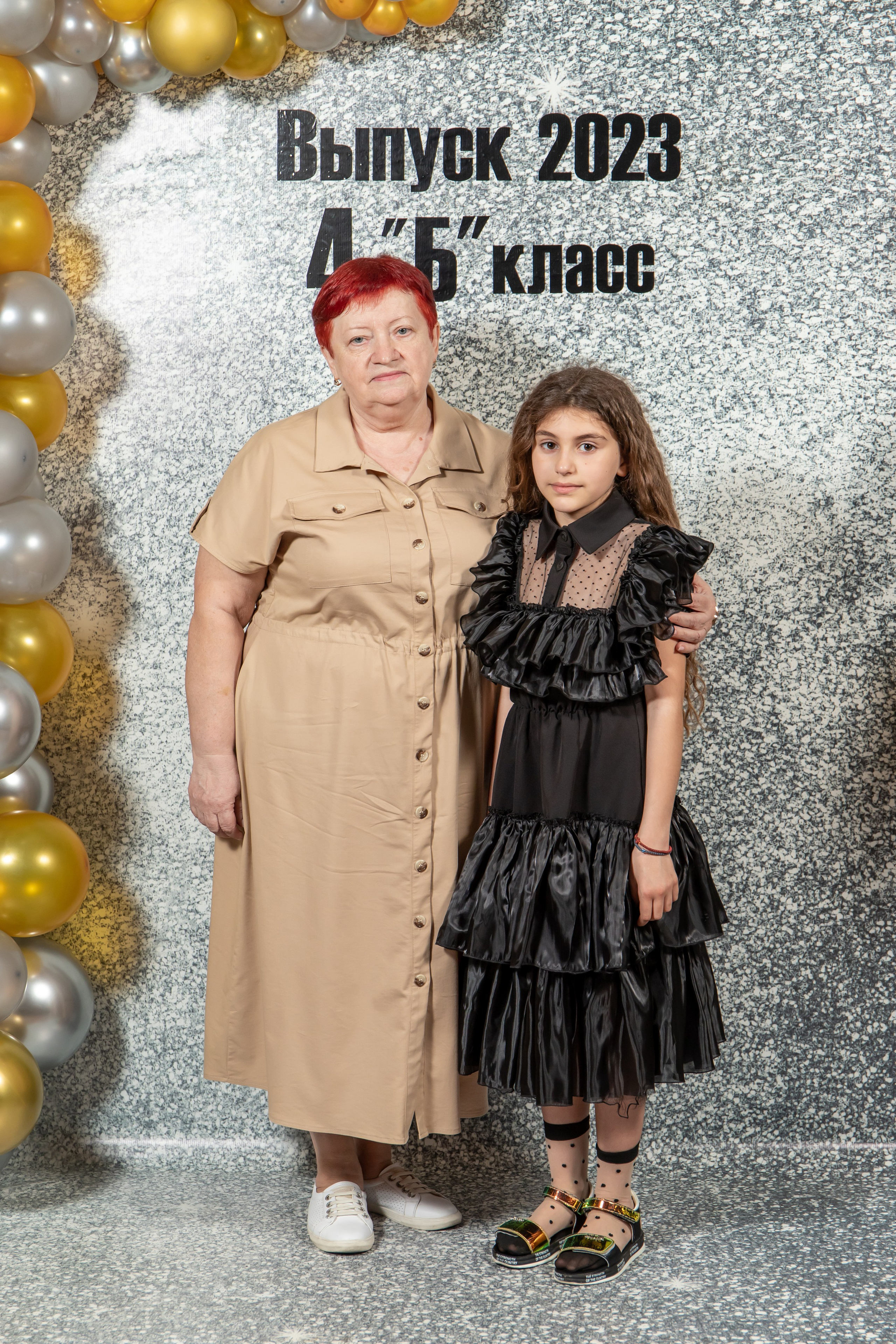 Выпуск 4Б 23 год. Семейный и свадебный фотограф в Геленджике Михаил Шматов