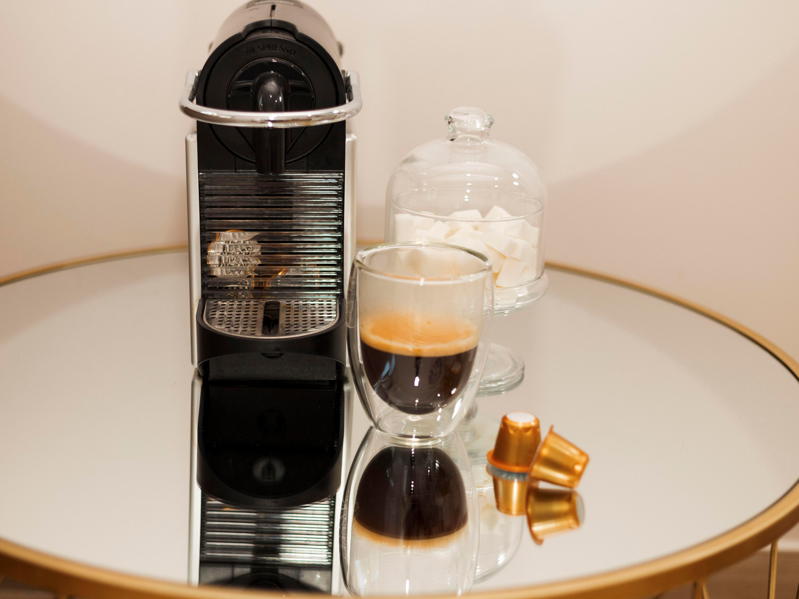 Nails. Photographer in Montenegro Tatiana Talaeva