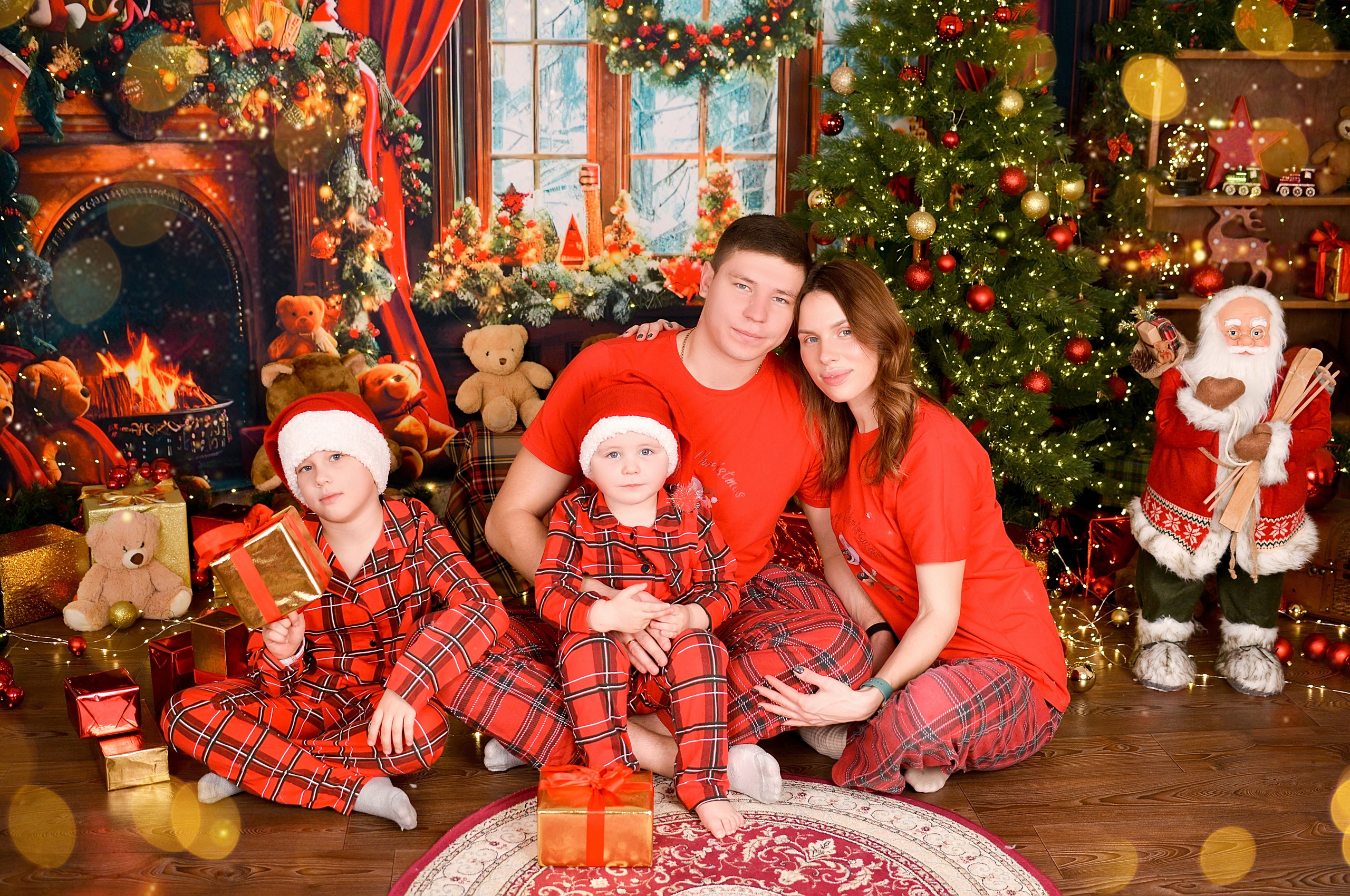 Новогодняя семейная фотосессия в Краснодаре 2023-2024. Фотограф новорожденных Краснодар Малышенко Надежда