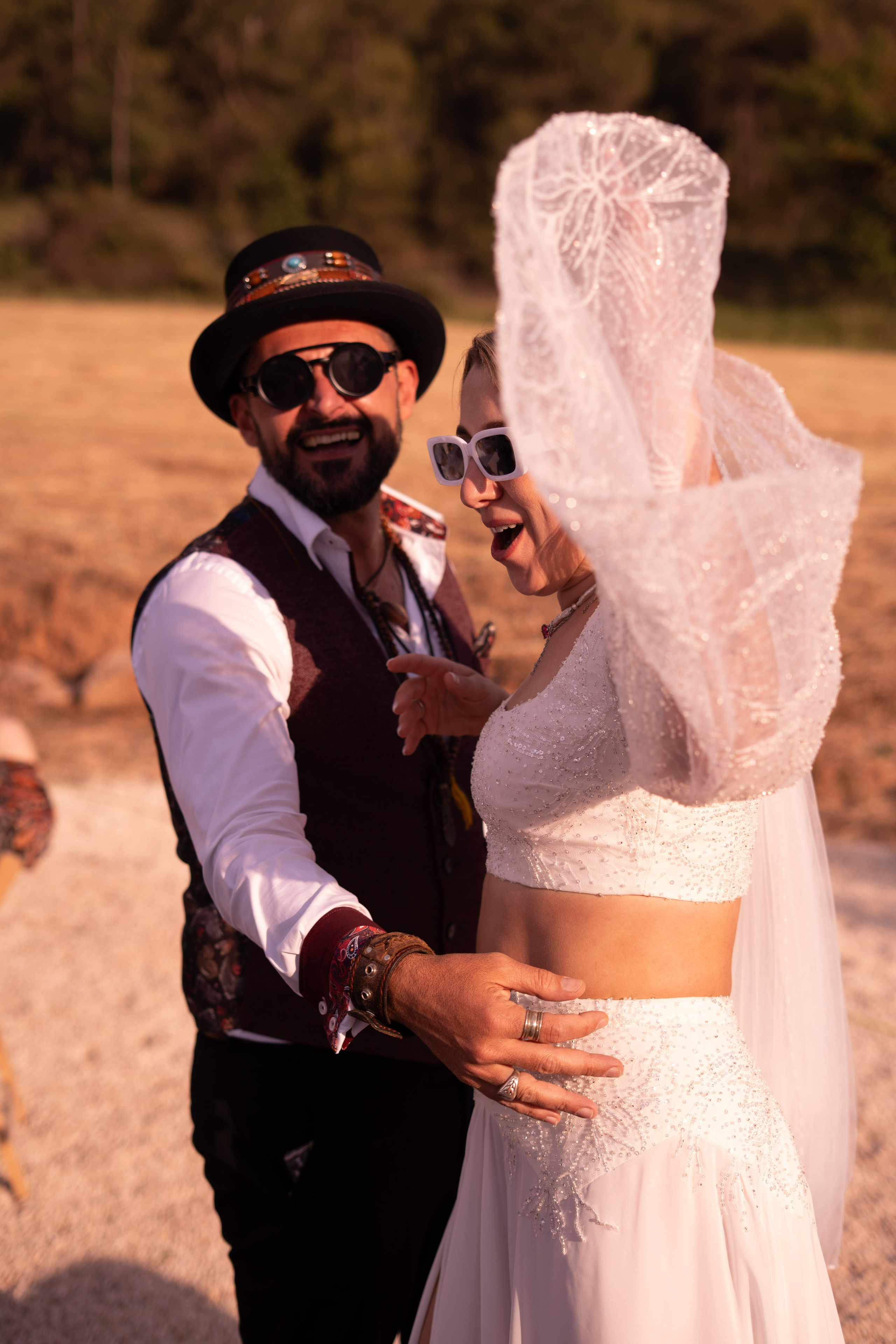 Stasy and Roberto. Wedding Photographer in Barcelona and Medellin