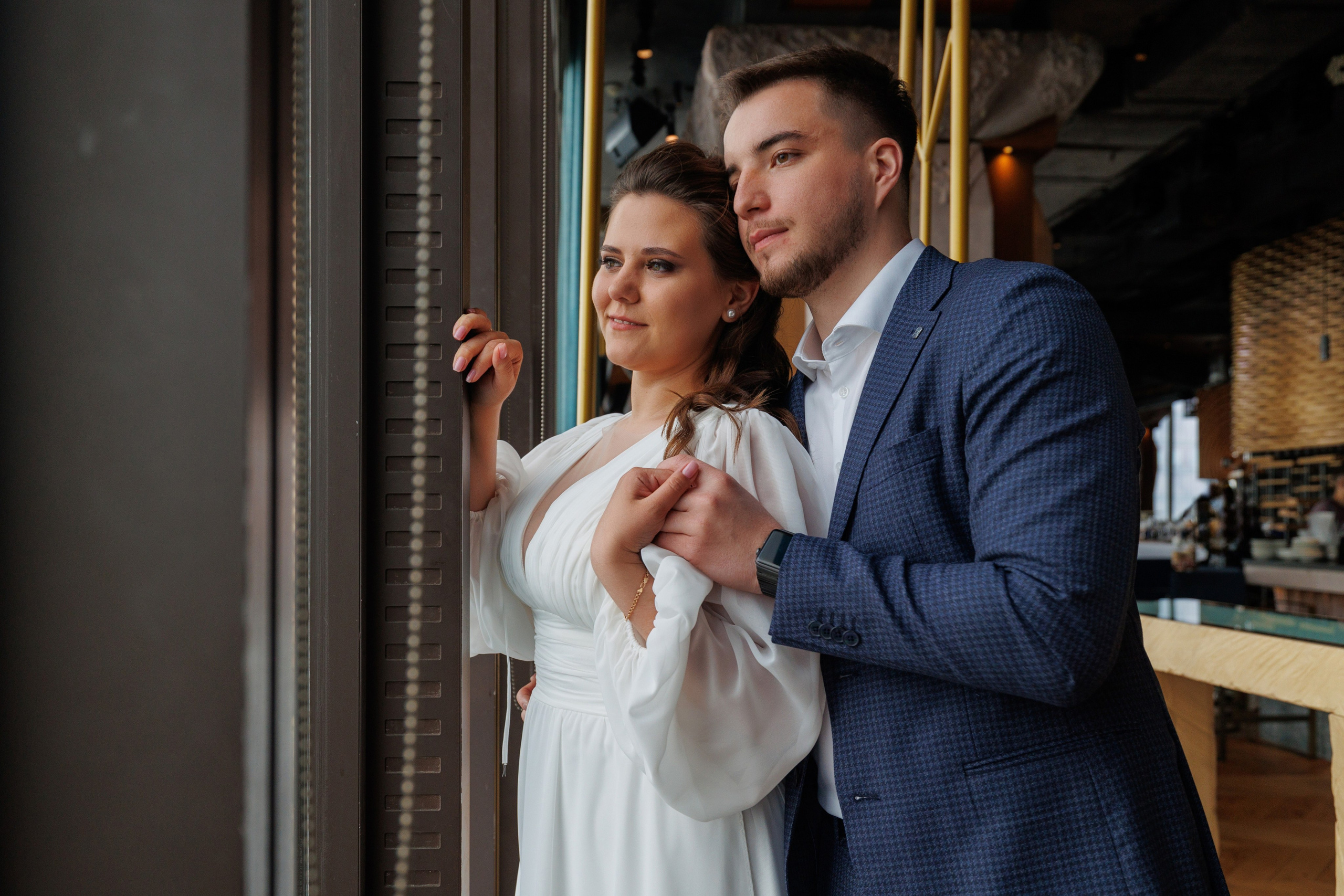 Фотограф на регистрацию в ЗАГС Москва Сити Birds Башня ОКО. Примеры фото, отзывы молодоженов и заявка на регистрацию через официальный сайт.