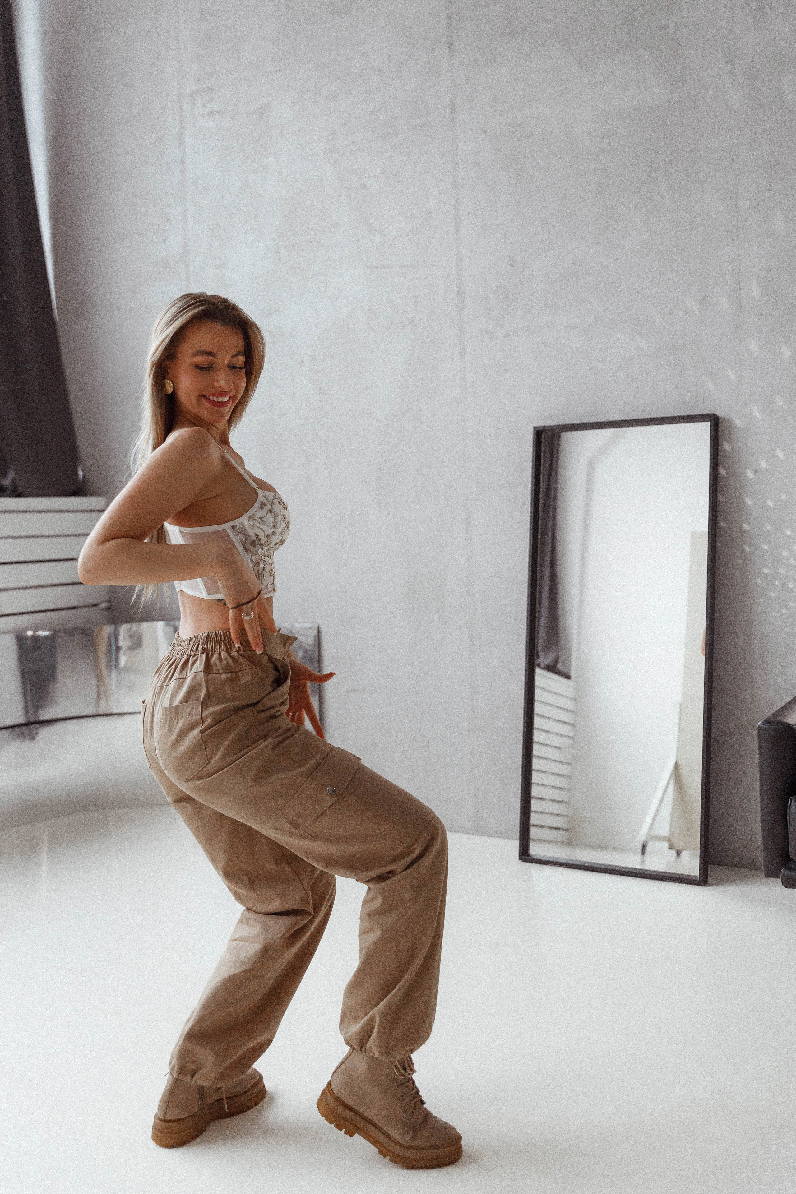 Минималистичные фотостудии. Женский фотограф Москва, Лобня