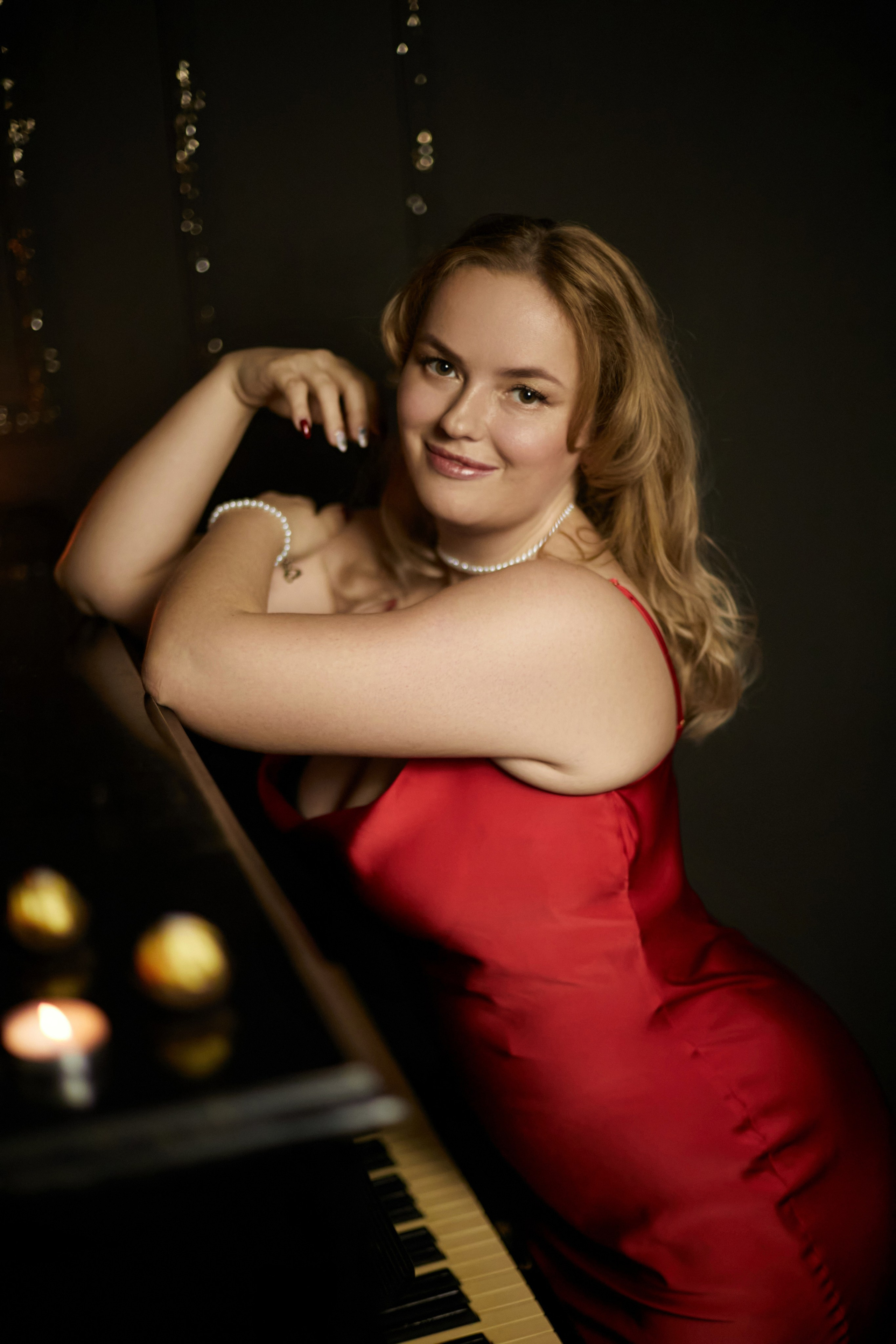 «Красное платье, темный шоколад». Свадебный и креативный фотограф в ЮФО и МСК