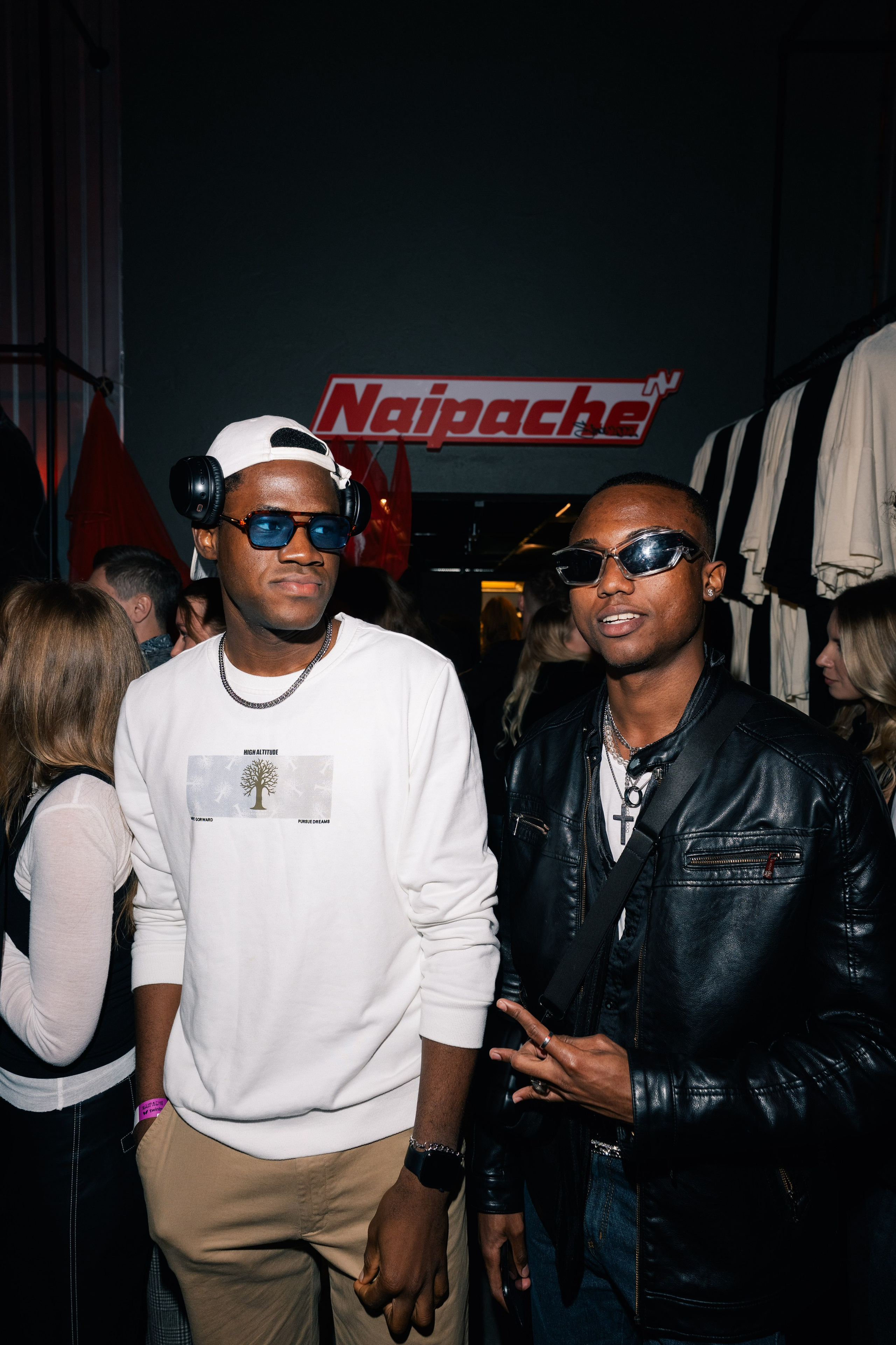 NAIPACHE DARK NIGHT x TWINBY. @oljiofilm: Олег Иванов — фотограф