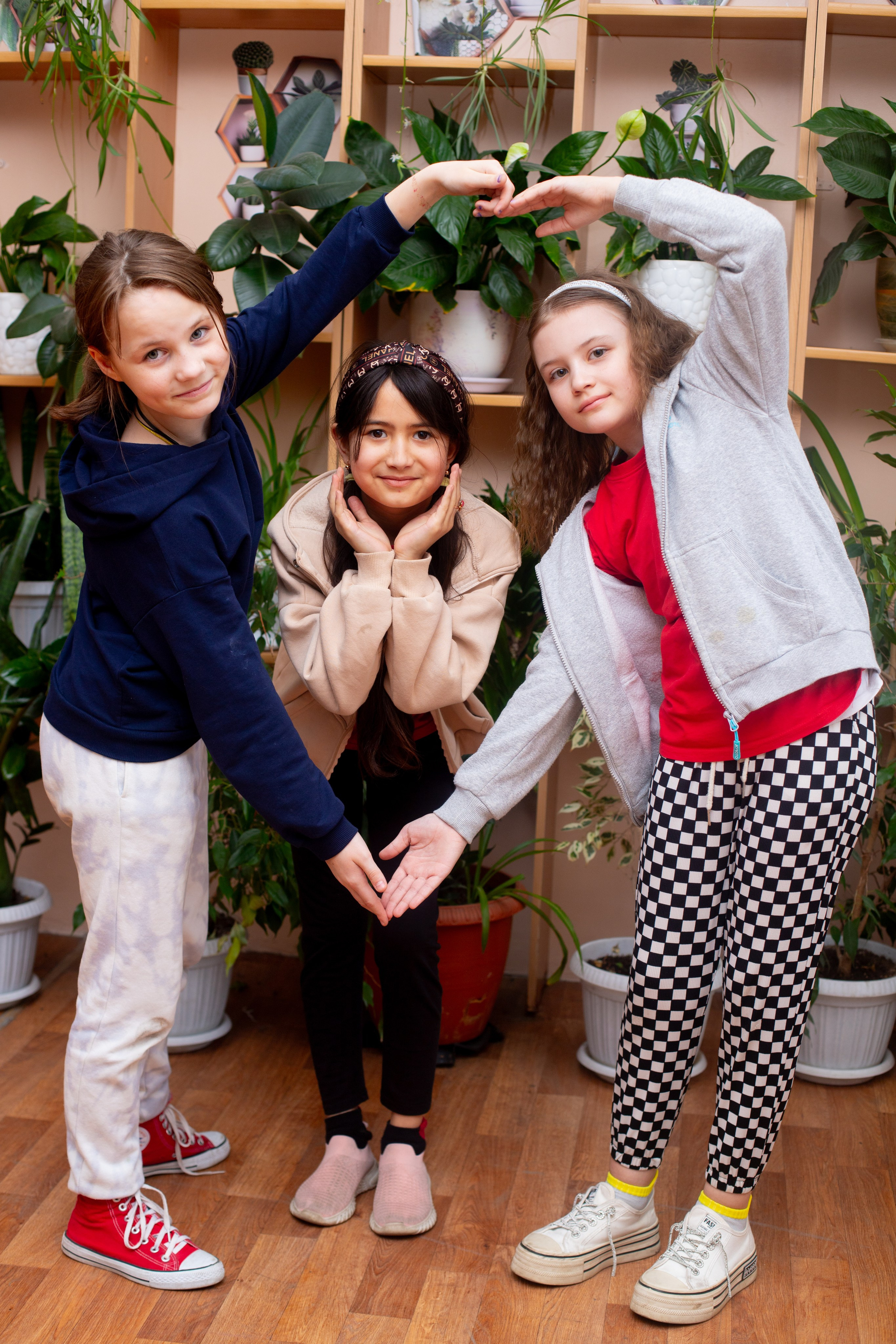 4д Емельяновская школа. Альбомы с самого детства. +79237847111