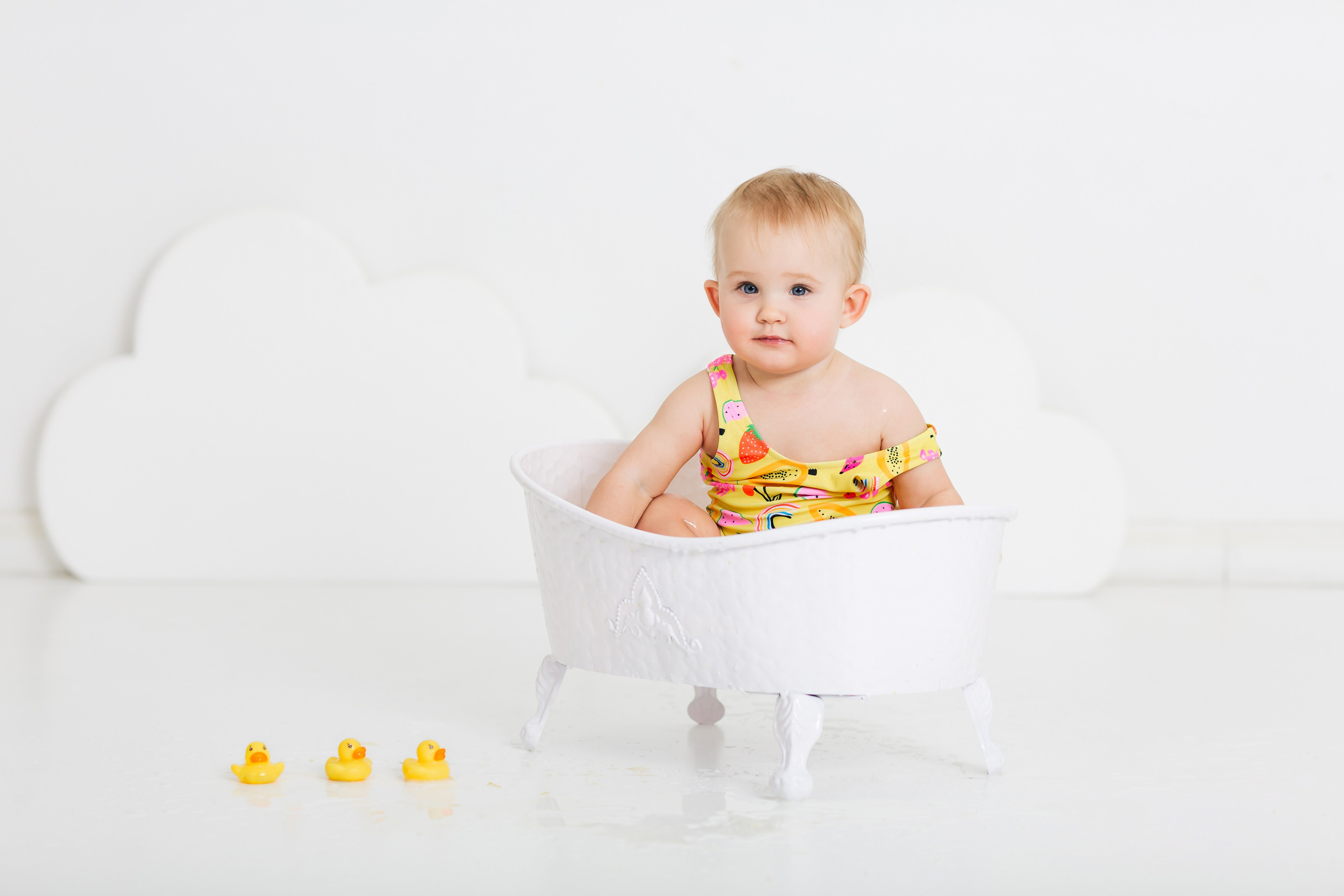 Тортик с купанием. Детский и семейный фотограф в Санкт-Петербурге Алтухова Ольга