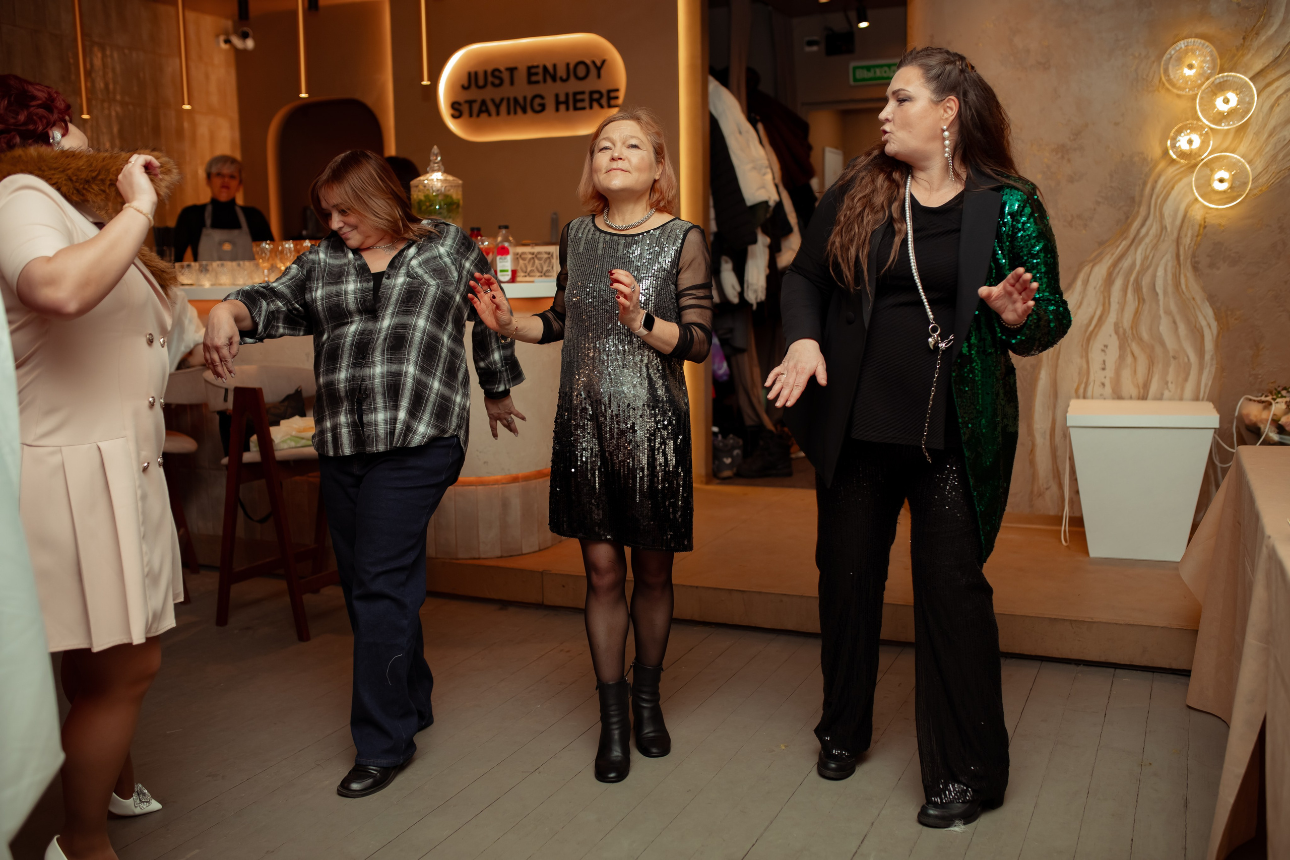 Юбилей Анны в стиле Гайдая. Семейный и детский фотограф в Москве Дорогова Екатерина