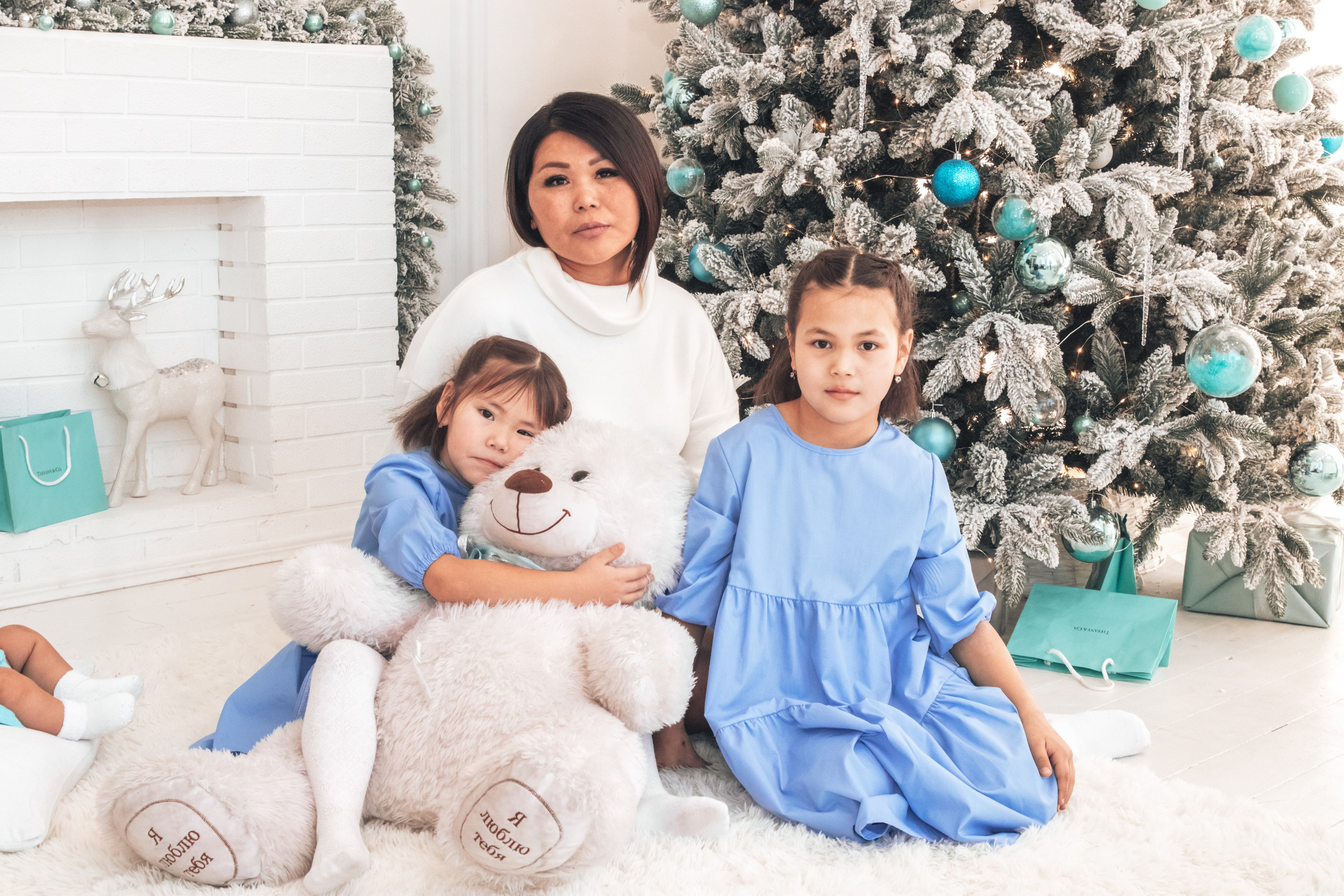 Съёмка прекрасной семьи в зале Лайт. PhotoMeet — Фотограф в Улан-Удэ