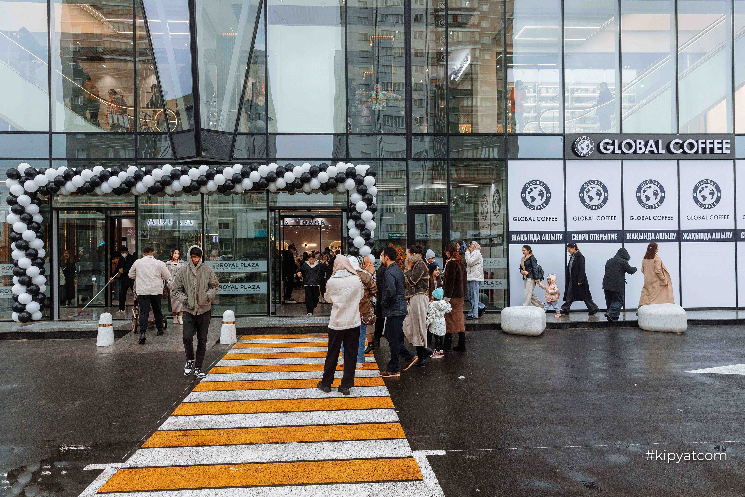 Официальное открытие ТРЦ «Royal Plaza»