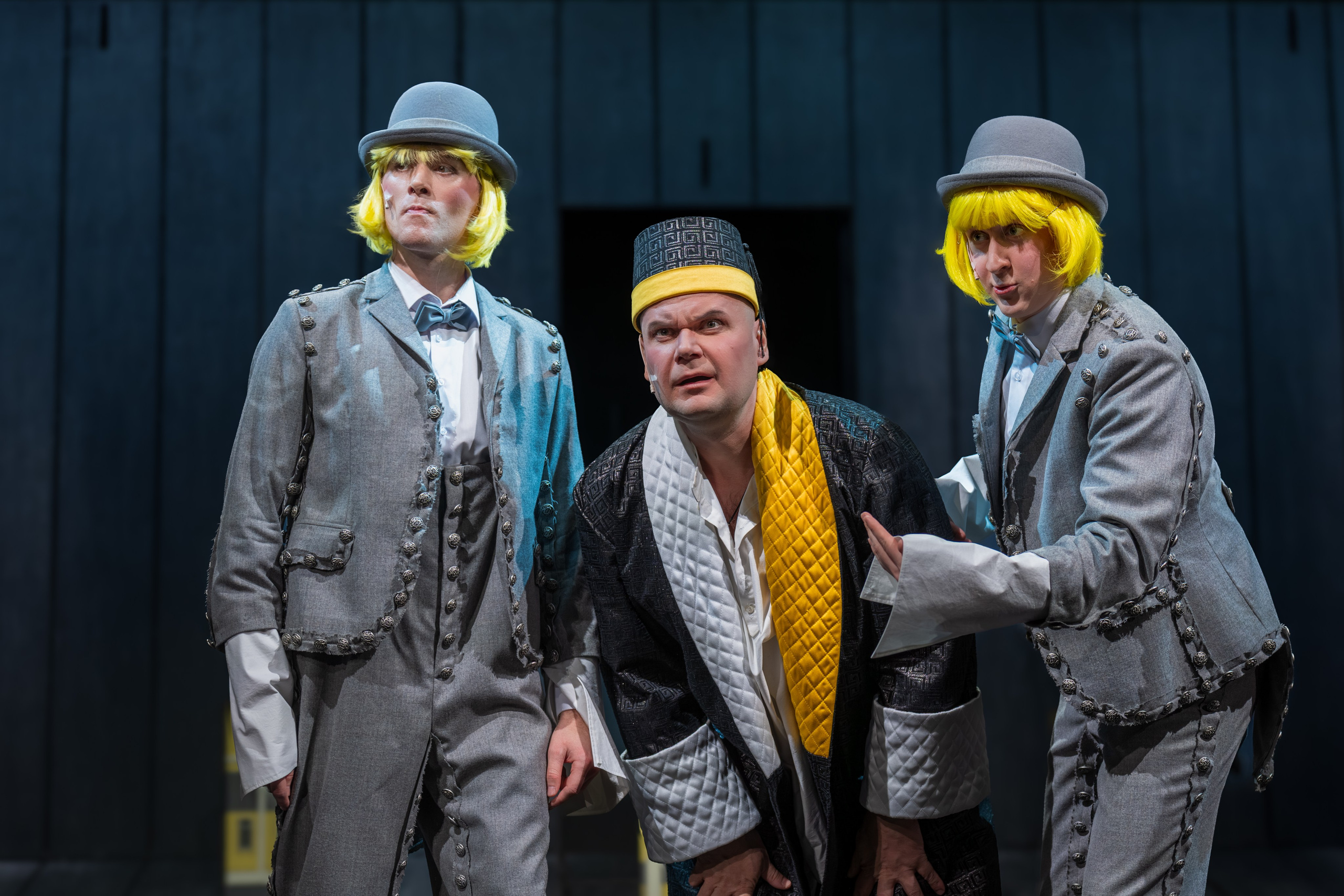 Театр Терезы Дуровой: Ревизор. Сайт фотографа Сергея Абрамова