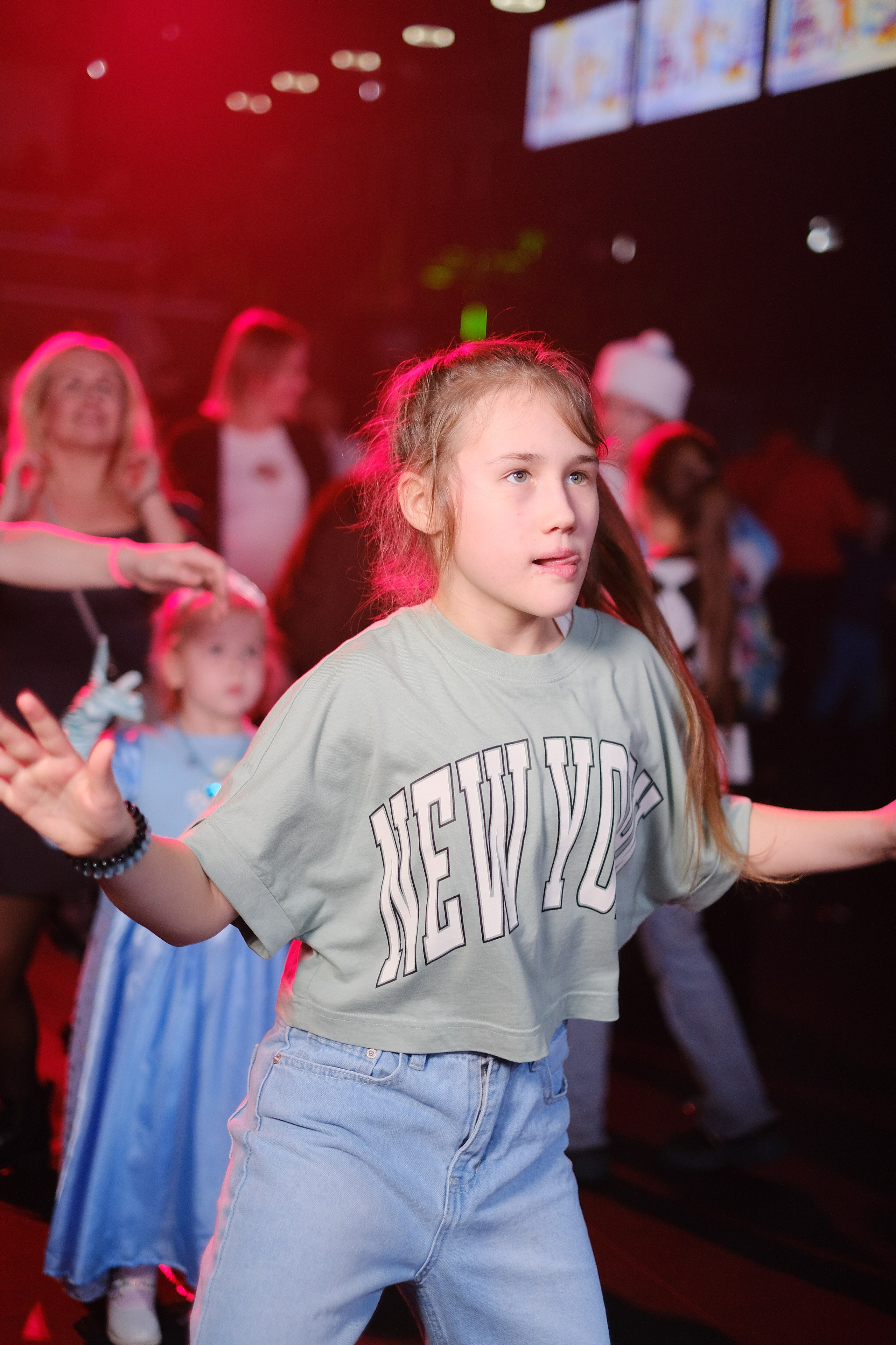 ЁлкаФест в М33 27 декабря 2023 года. Свадебный и репортажной фотограф Денис Ожигин в Краснодаре и Краснодарском крае