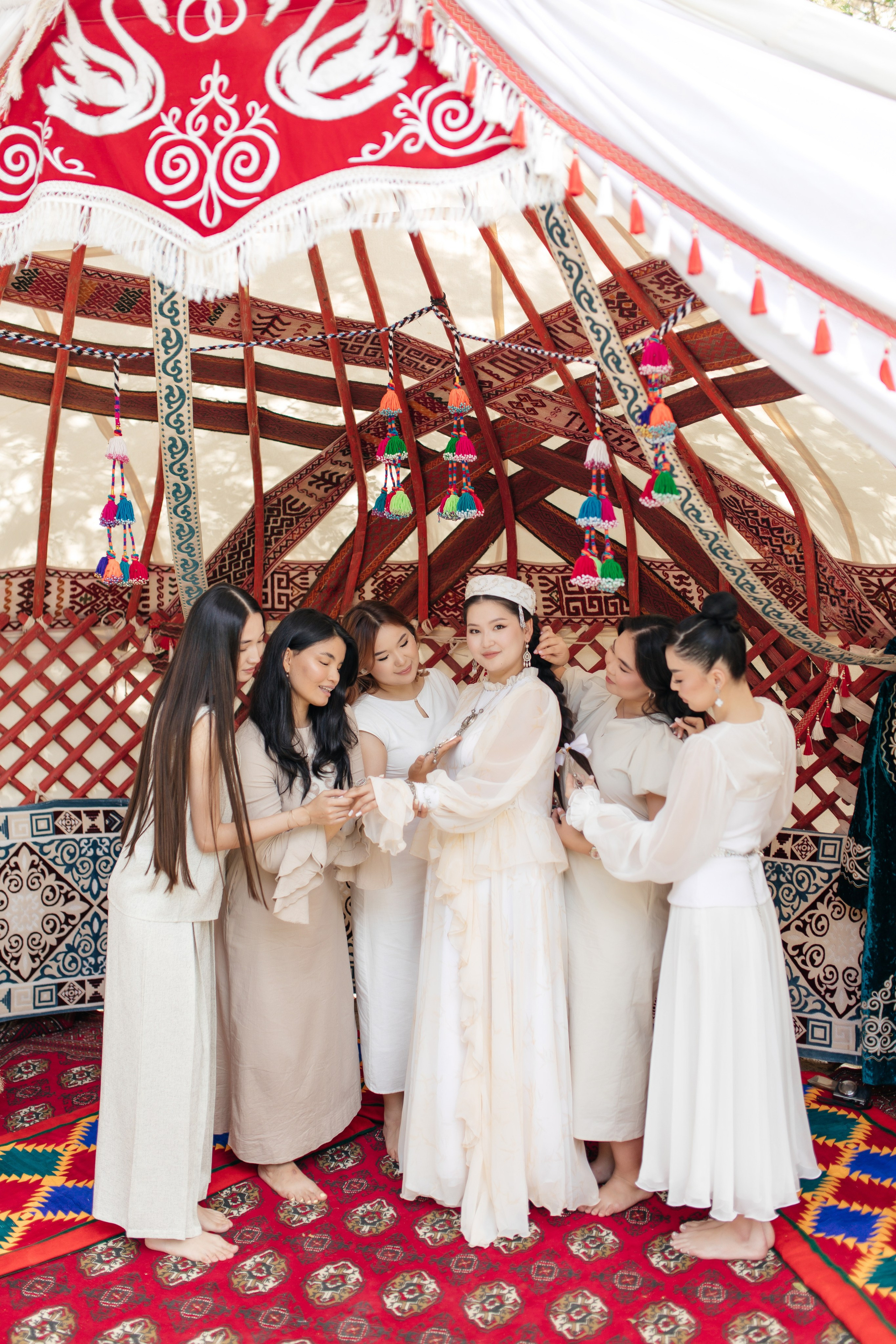 Aynur — syrğa salu. Wedding and Love story Photographer
