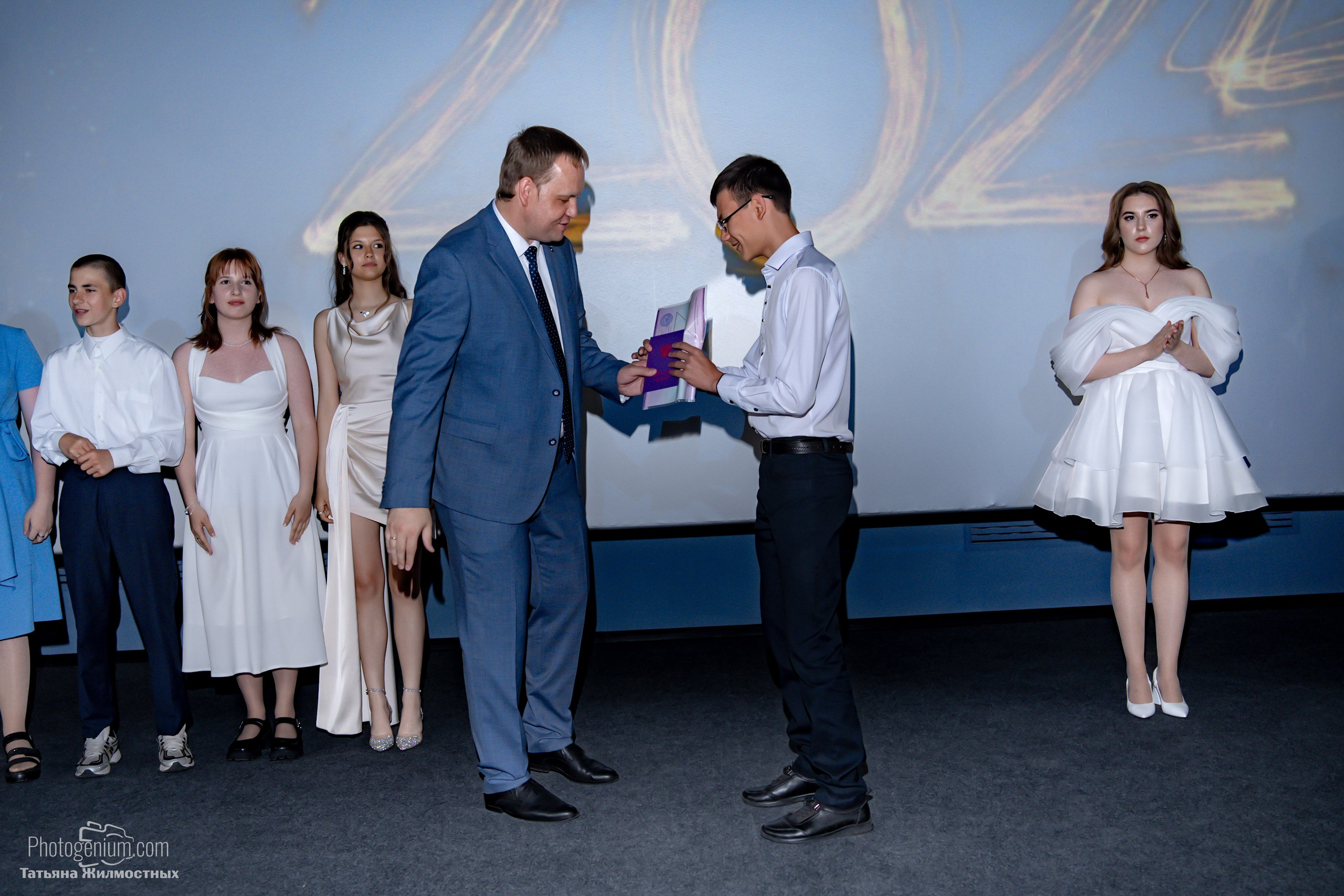 Выпускной 9"Д» класс школа № 35. Фотограф Нижний Новгород Татьяна Кейод