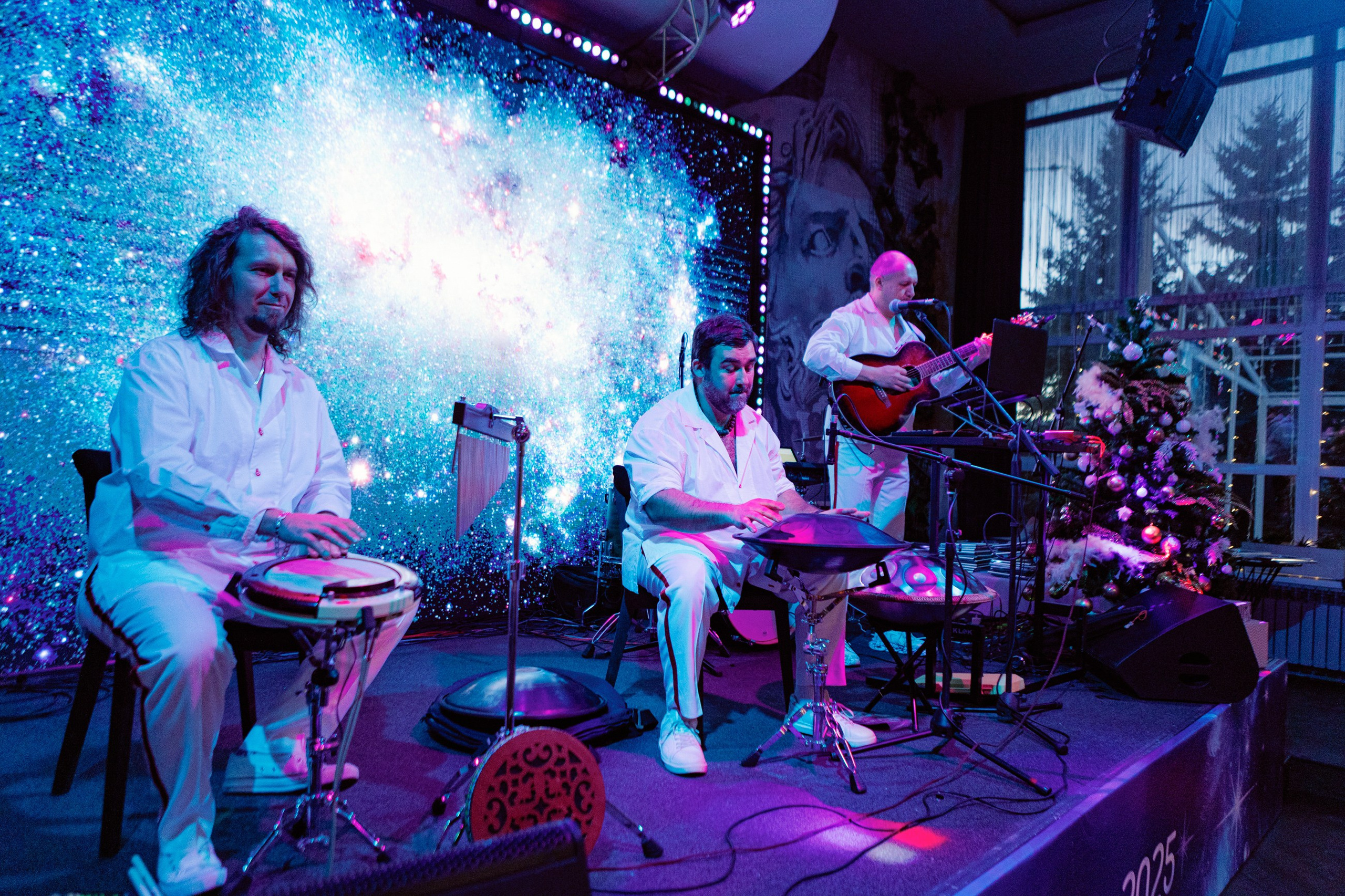 Atlas корпоратив. LEVORIGINAL