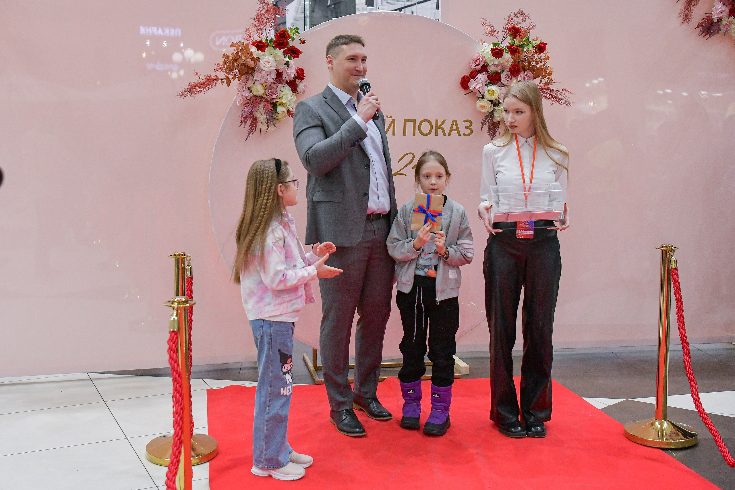 Модный показ 2024. Свой взгляд через объектив