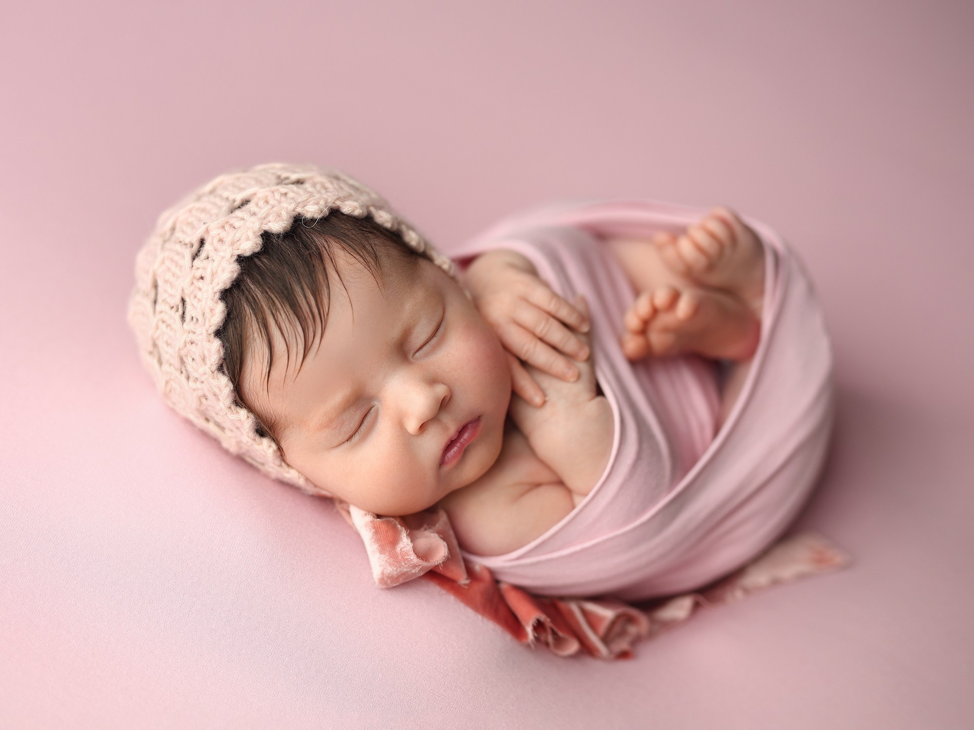 Newborn. Фотограф новорождённых в Казани Нейля Гильмутдинова ньюборн