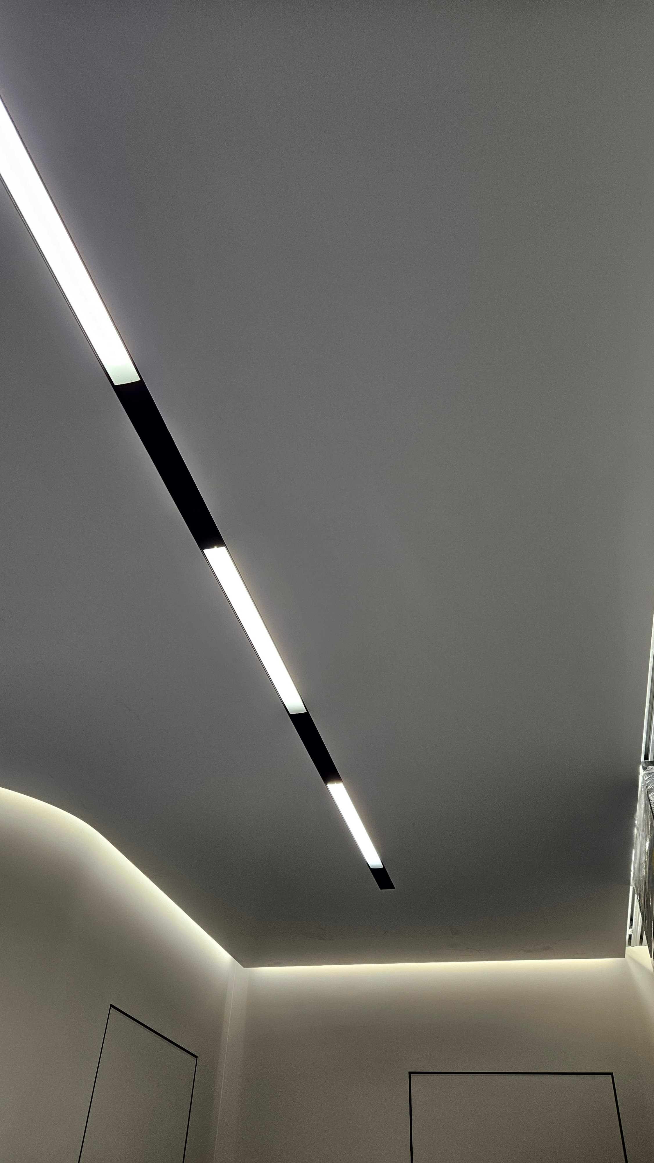 Натяжной потолок Шторы. Студия интерьерных решений SUNHOUSE. Натяжные потолки, шторы, текстиль