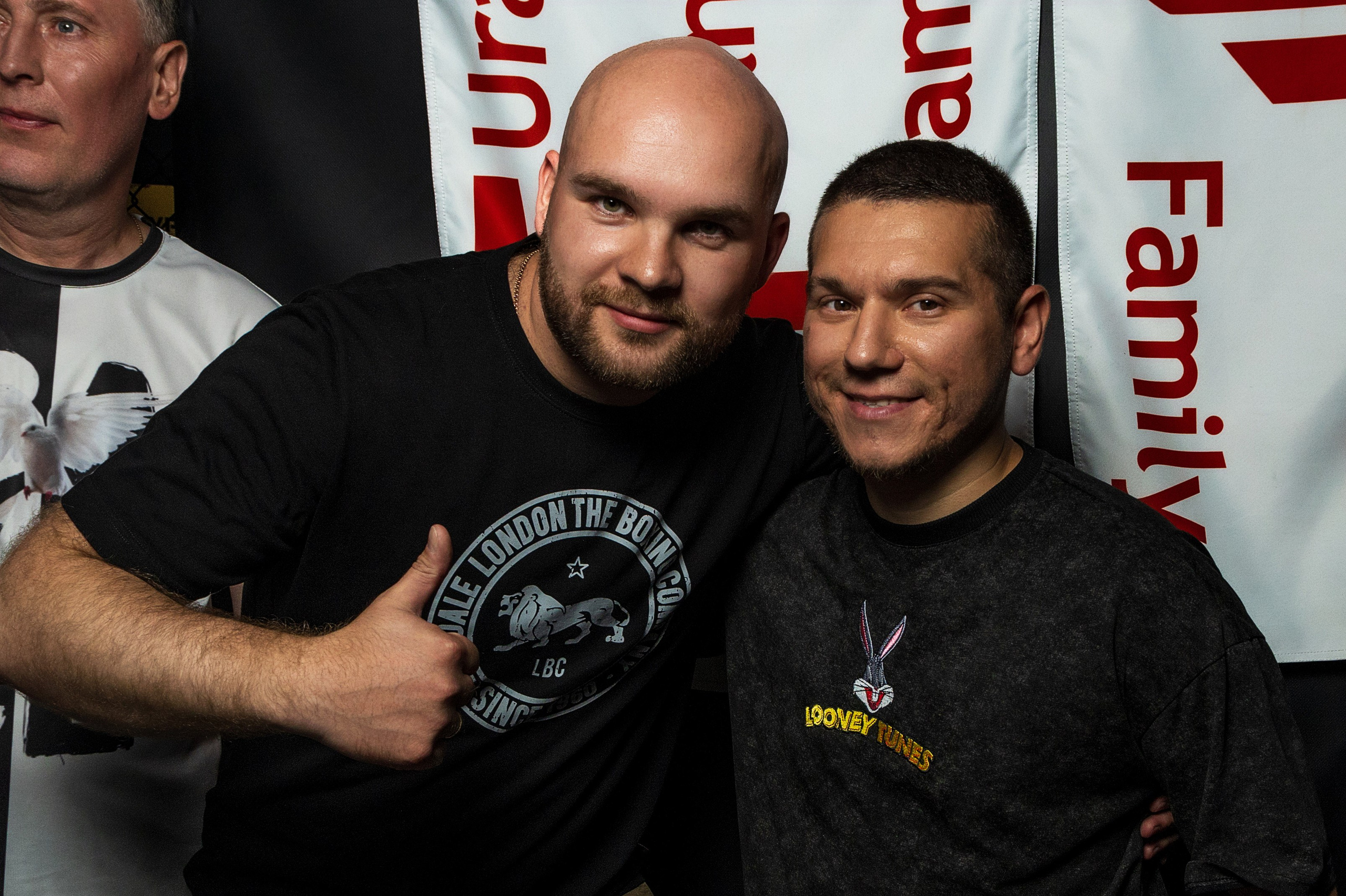 System Reality: Glow! в клубе Фабрика, Екатеринбург. Репортажный фотограф Екатеринбург | Яркий, качественный репортаж | Концерты, клубы, репортаж, праздники, корпоративы