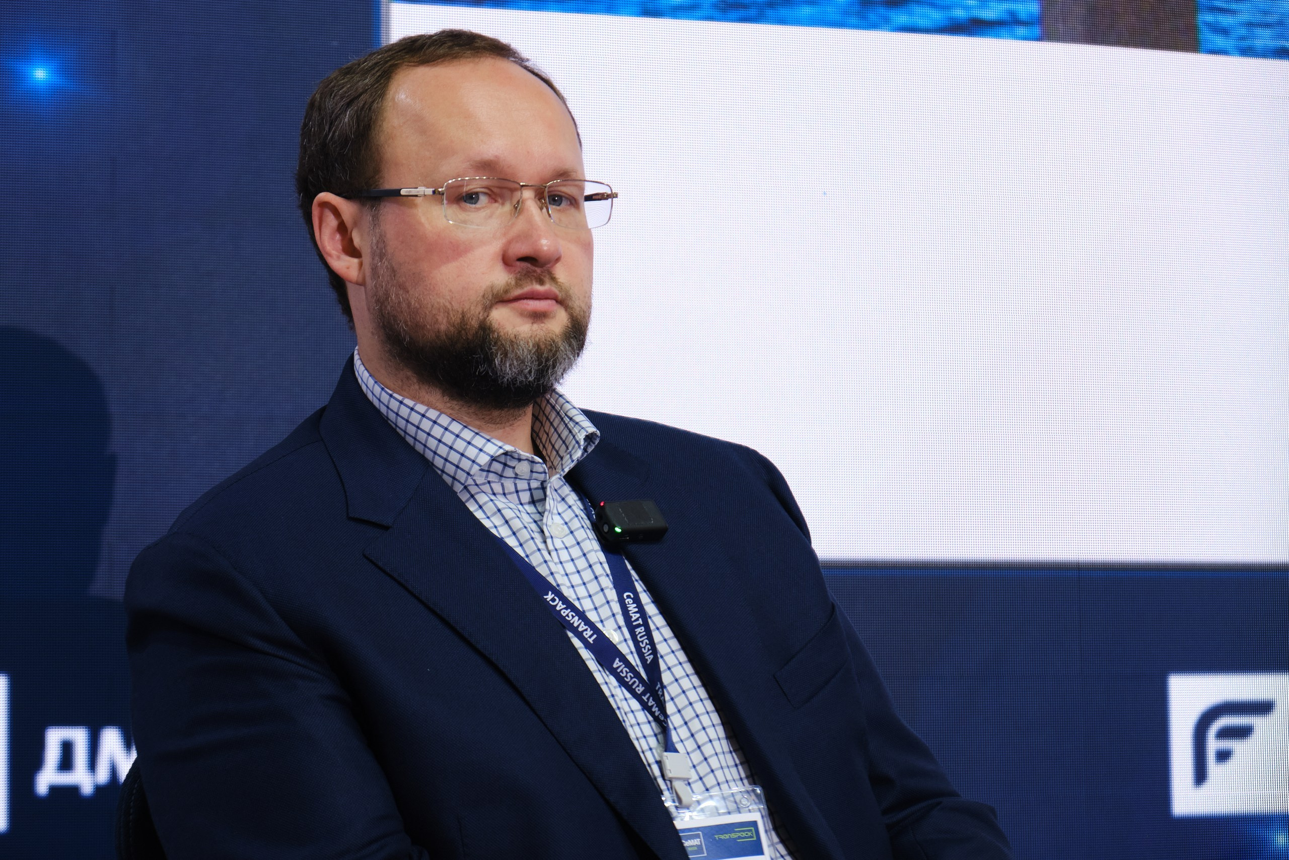 Выставка CeMAT. Репортажный фотограф в Москве Денис Тамко