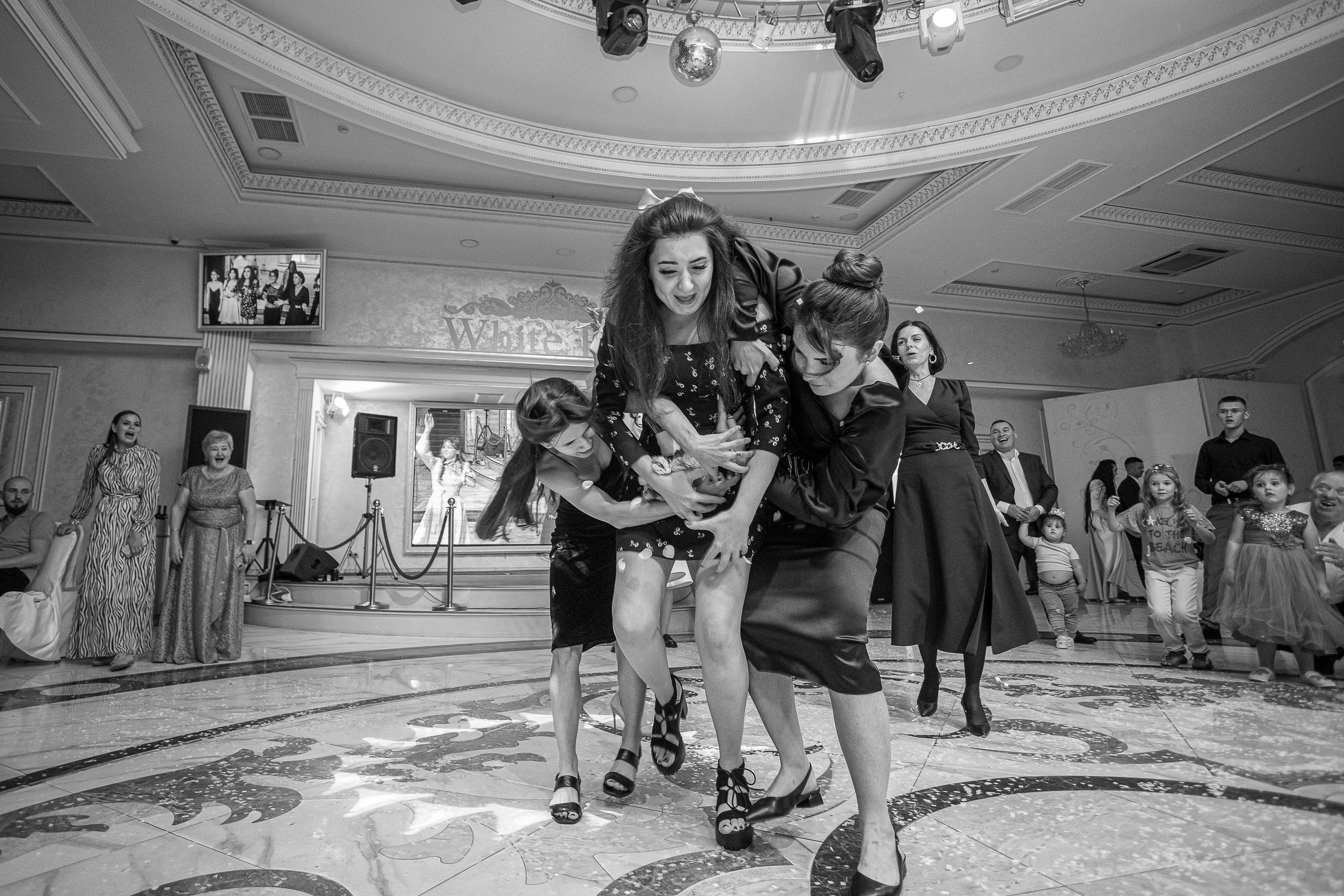 Рустам & Мария. Фотограф Нелля Кадикина