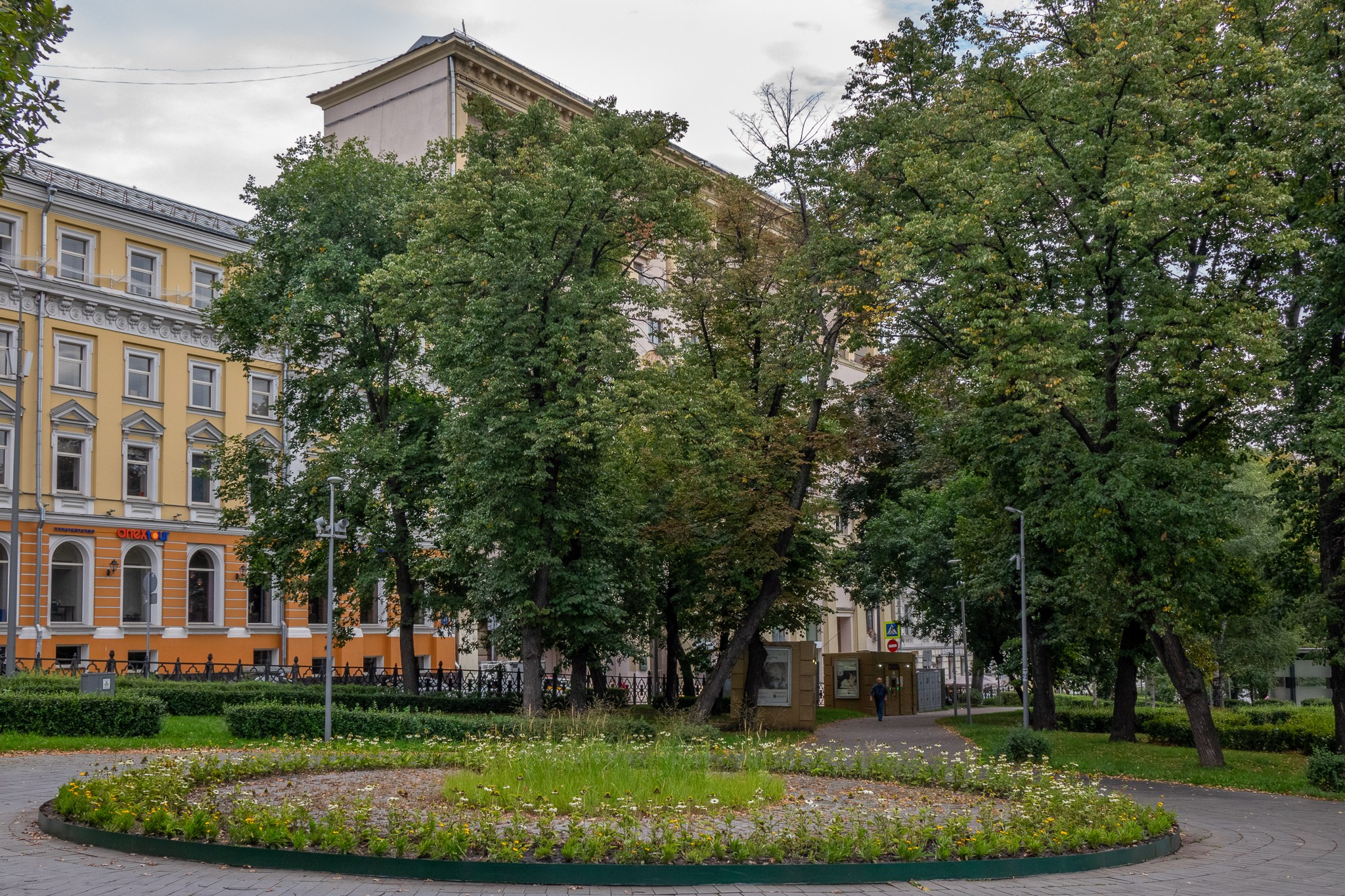 Достопримечательности Москвы. Коммерческая фотосъёмка городской среды, архитектуры и производственных объектов