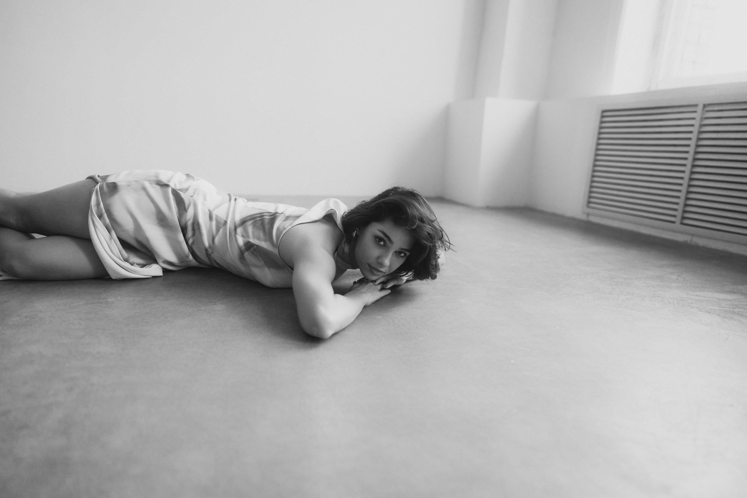 Women’s portrait photoshoot in Kazan studio by Anton Avanzato