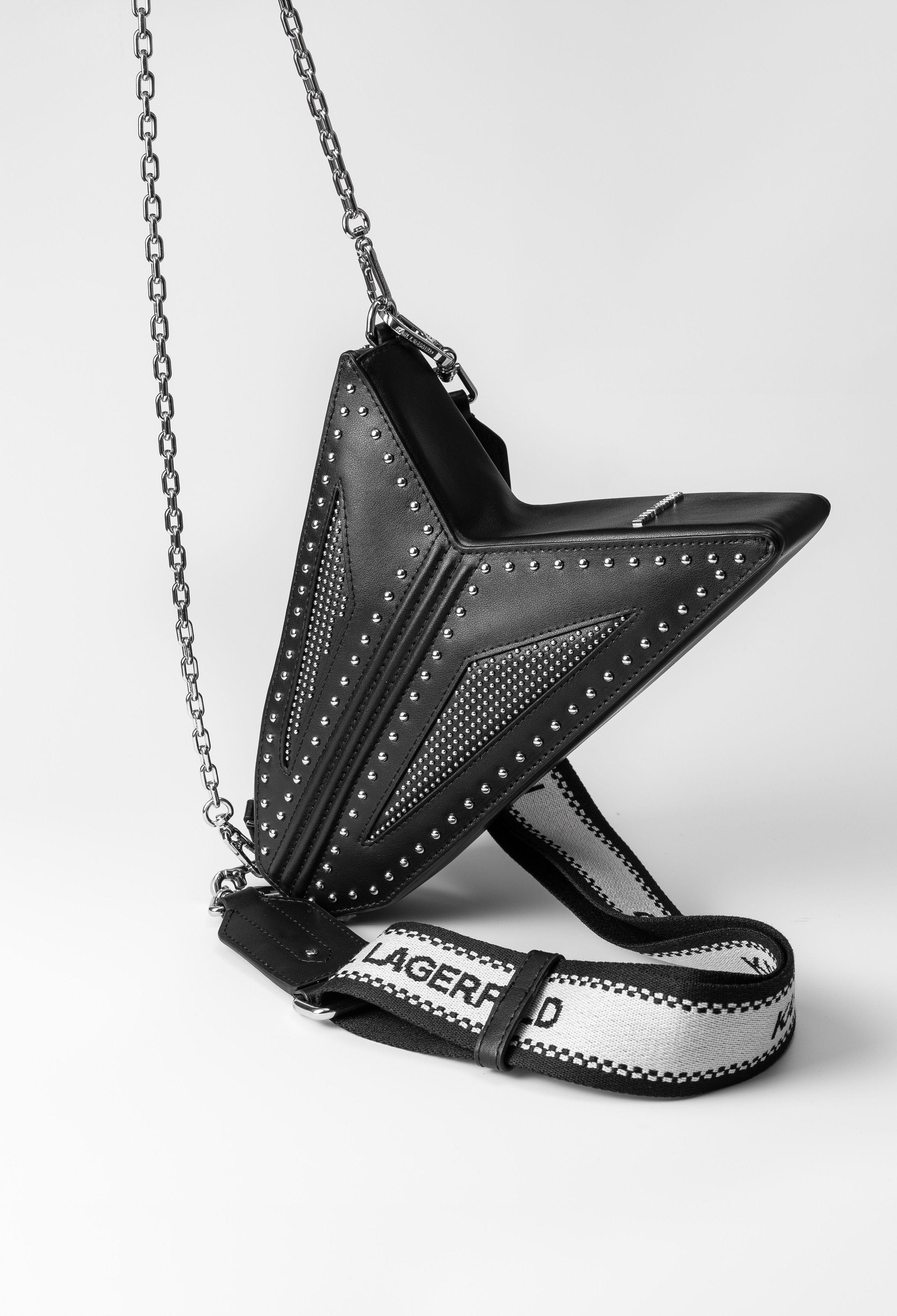 Съемка для магазина мультибрендовой одежды «Капсула». Предметный и фуд-фотограф Лариса Андреева г. Набережные Челны