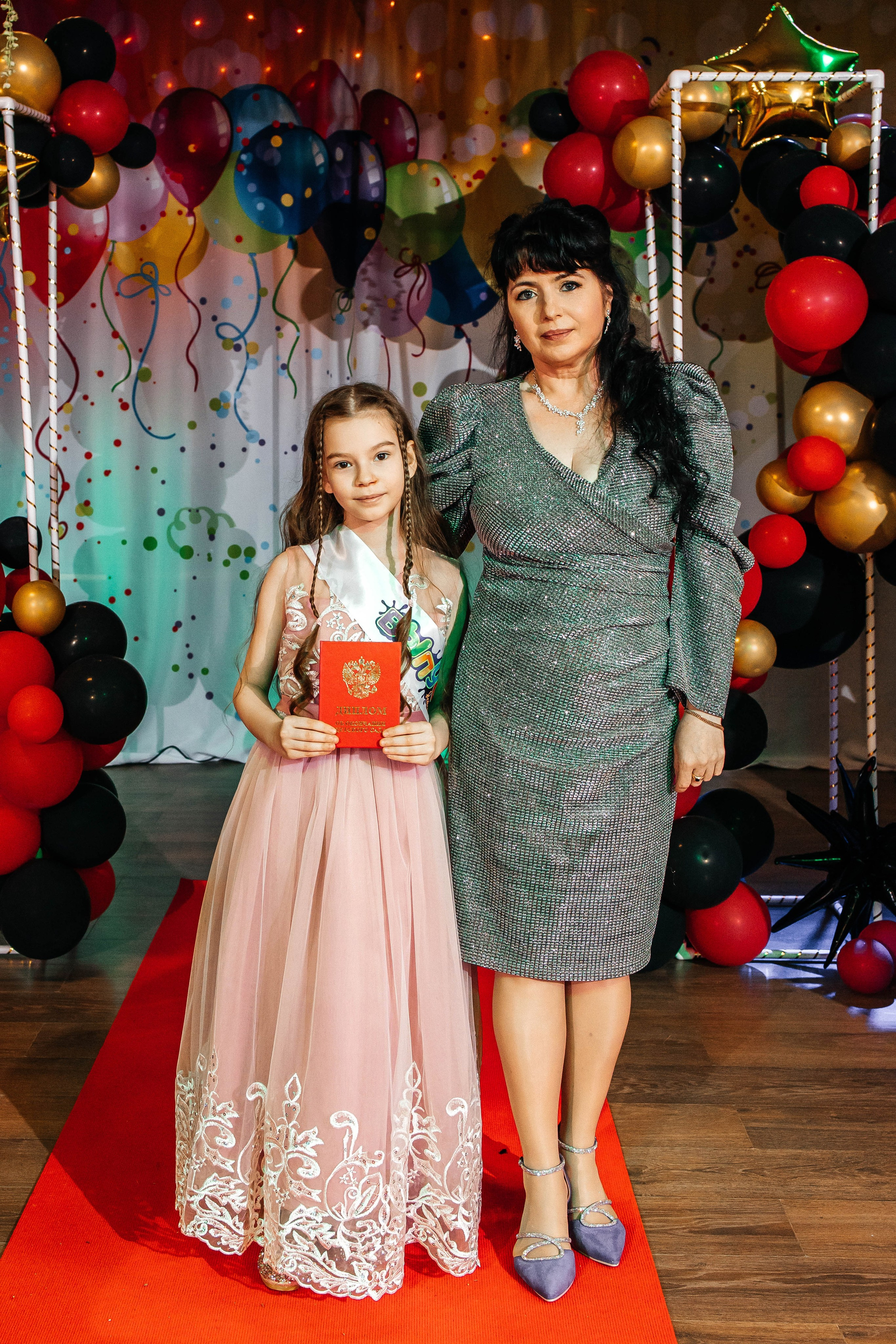 Выпускной в ЛИМПИК. Фотограф в Санкт-Петербурге Виктория Безверхая