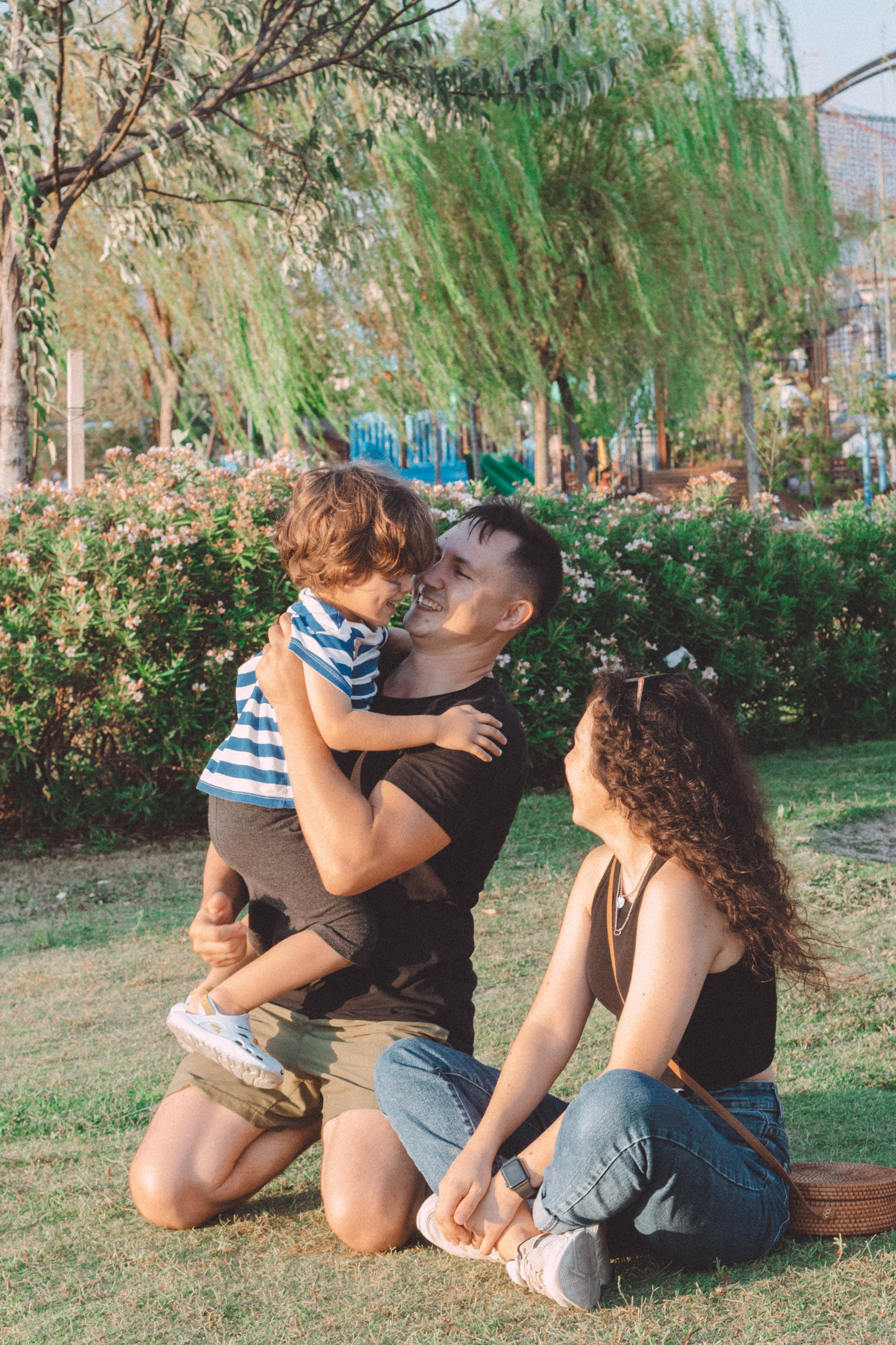 Семейная съёмка на набережной. Фотограф Шагалов Михаил