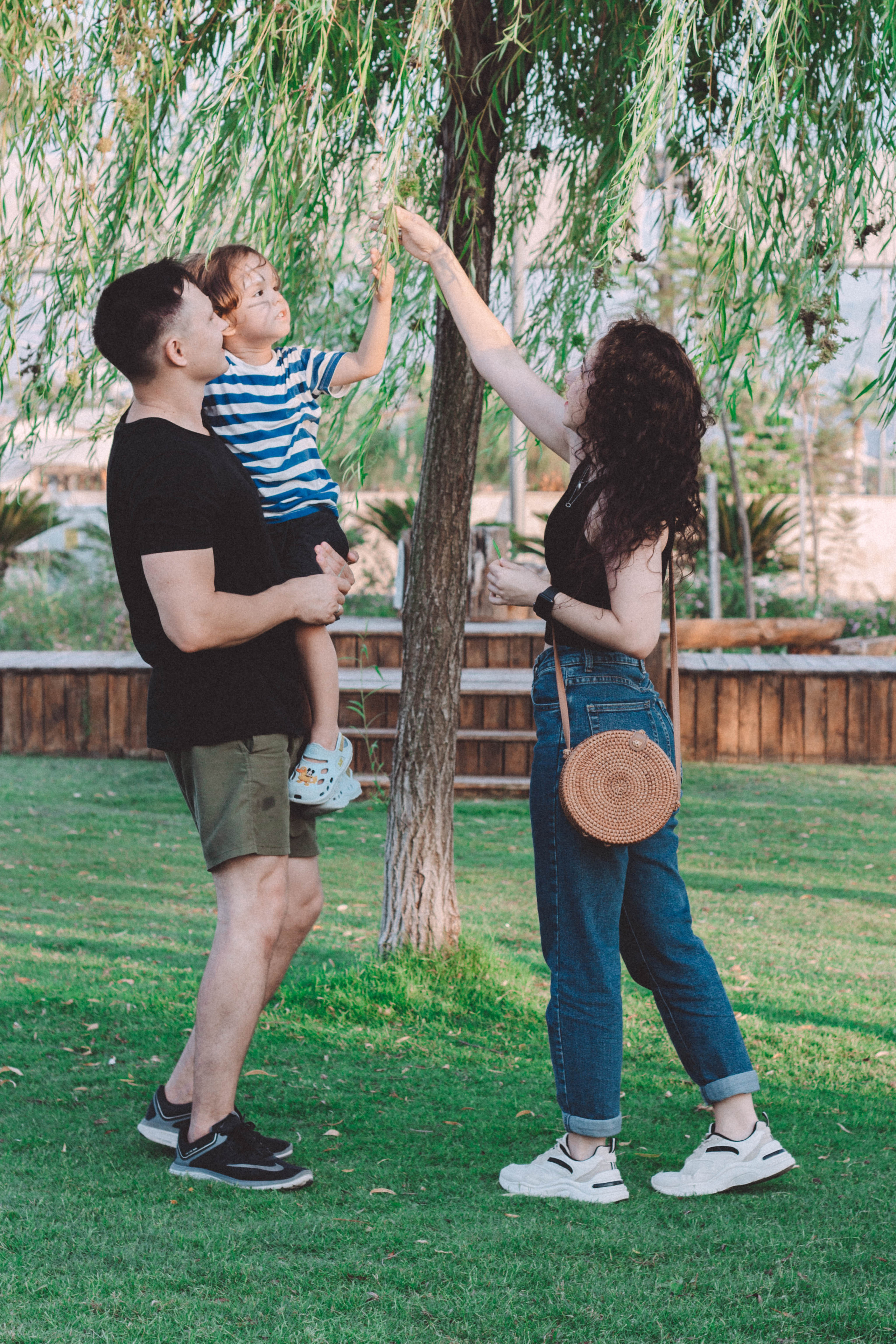 Семейная съёмка на набережной. Фотограф Шагалов Михаил