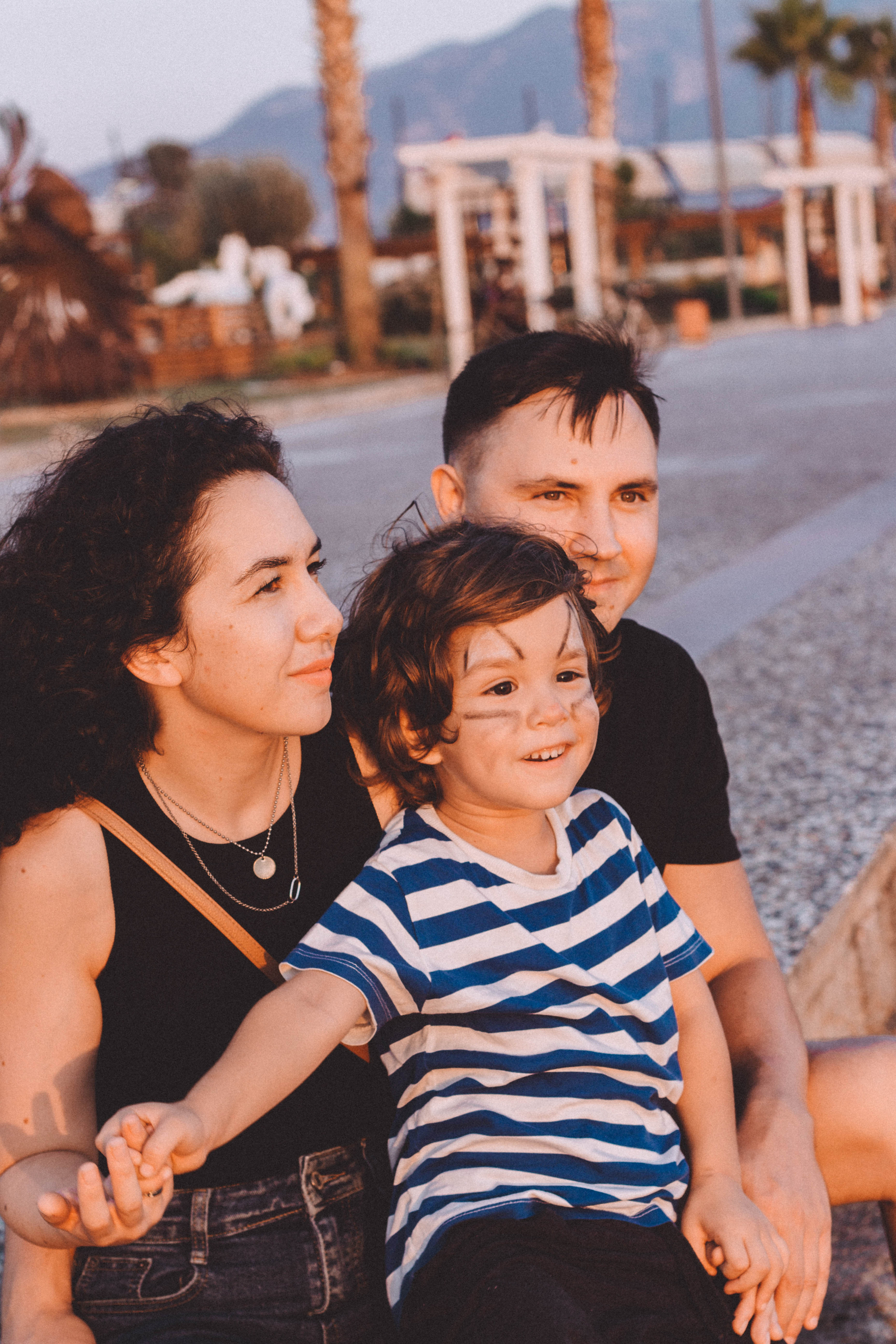 Семейная съёмка на набережной. Фотограф Шагалов Михаил