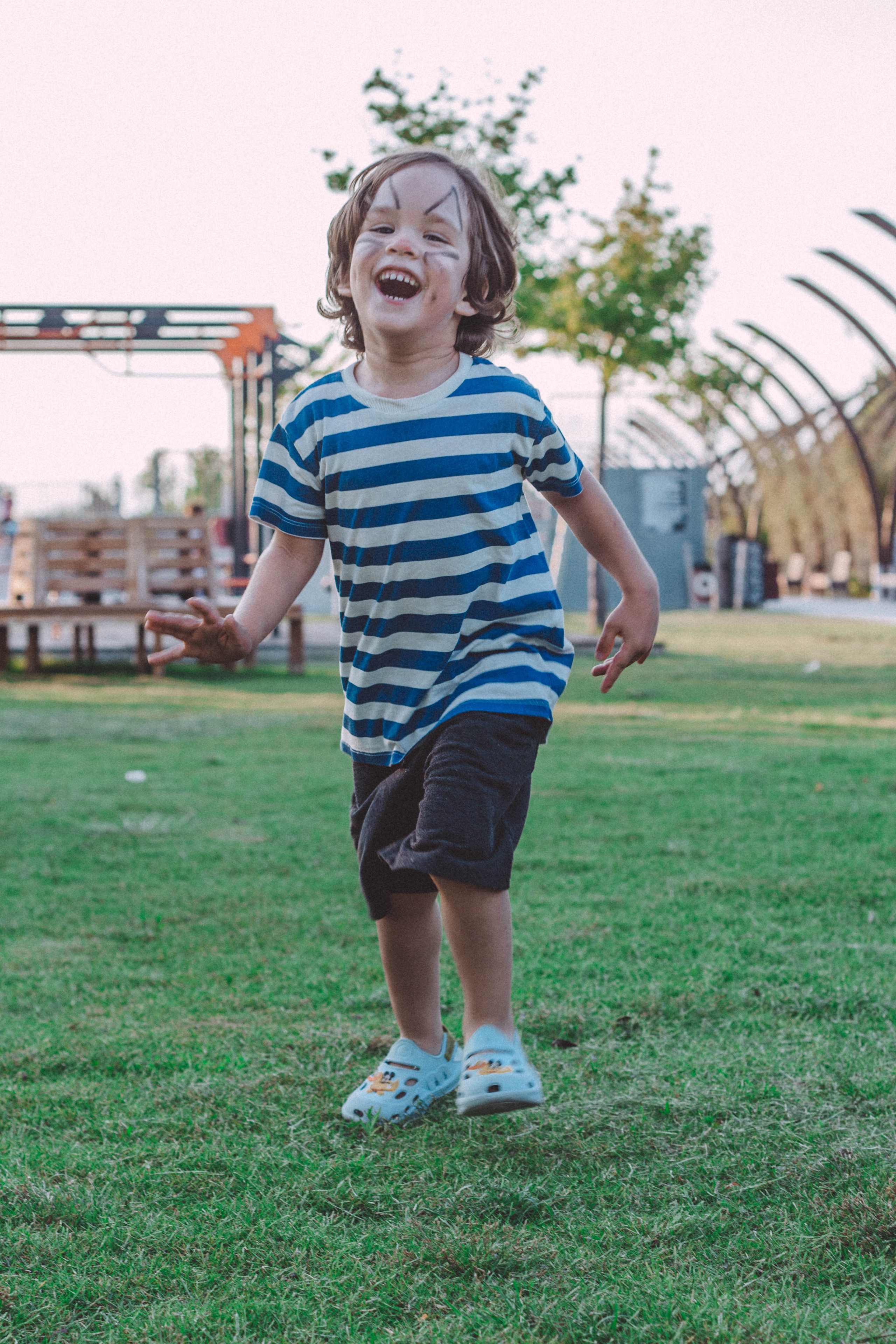 Семейная съёмка на набережной. Фотограф Шагалов Михаил