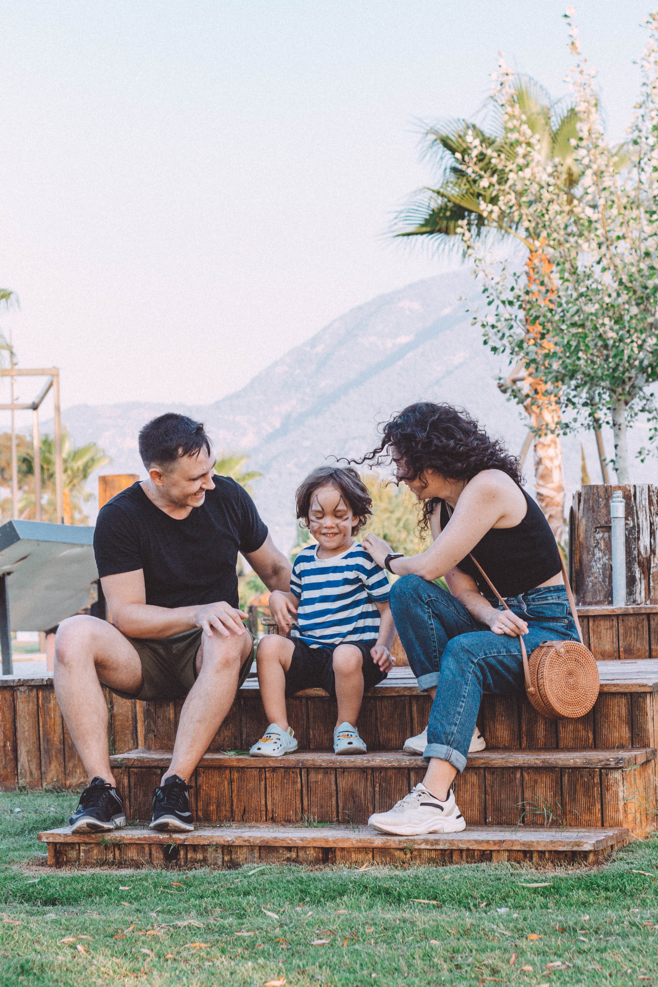 Семейная съёмка на набережной. Фотограф Шагалов Михаил