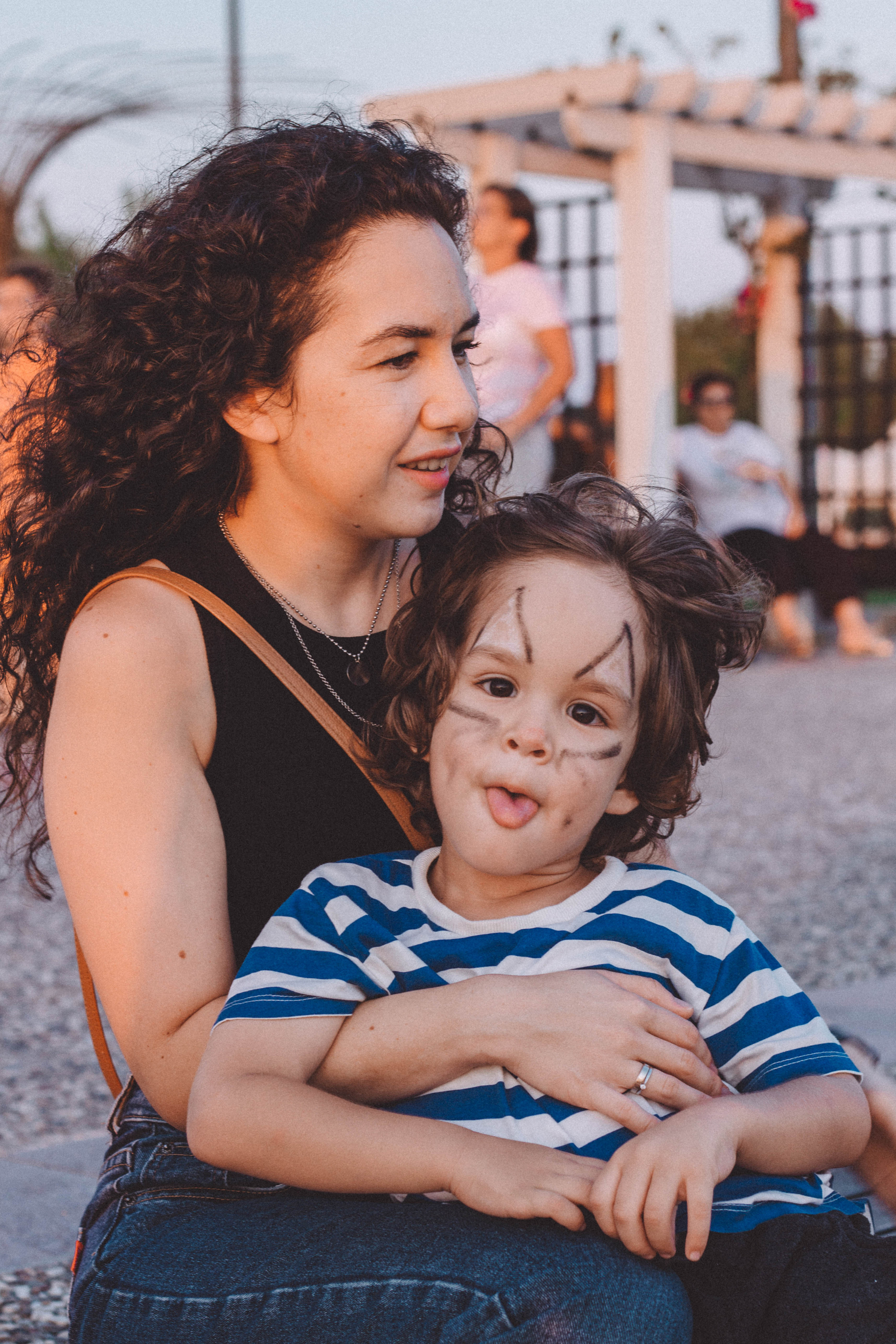 Семейная съёмка на набережной. Фотограф Шагалов Михаил