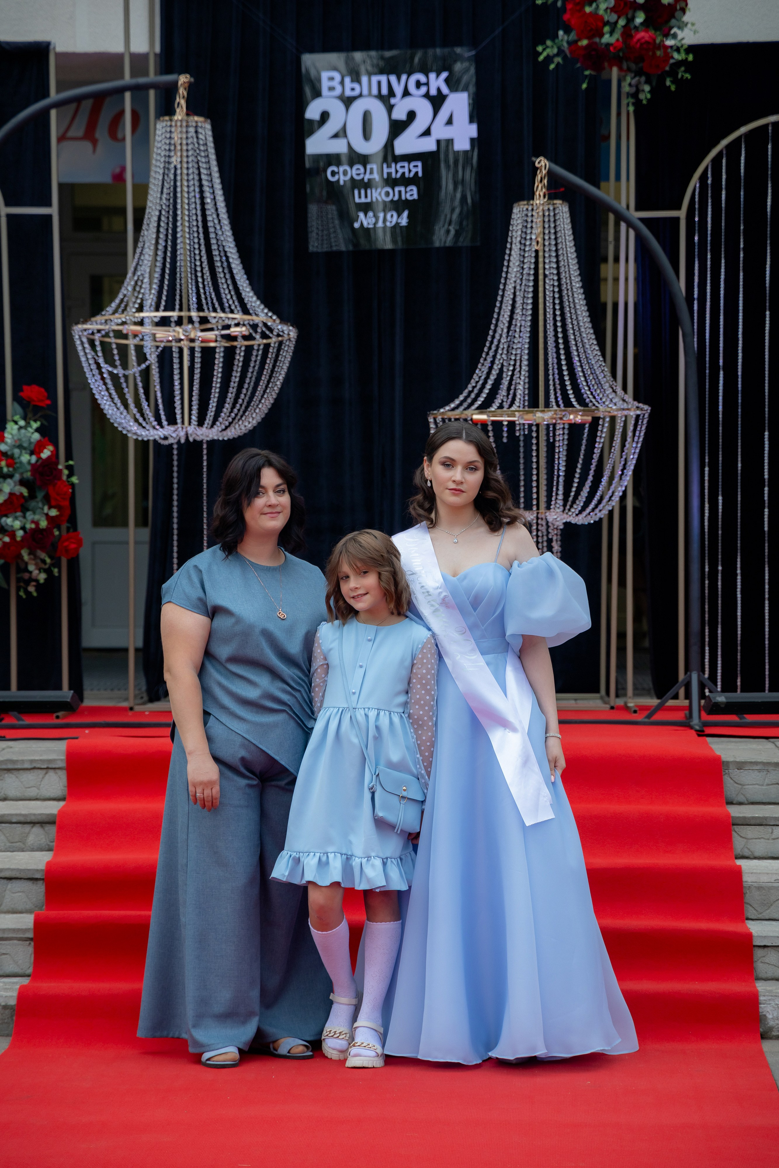 Школьный выпускной 2024 год в Соколе (Минск). Свадебный фотограф в Минске/Беларуси Сергей Спиридонов